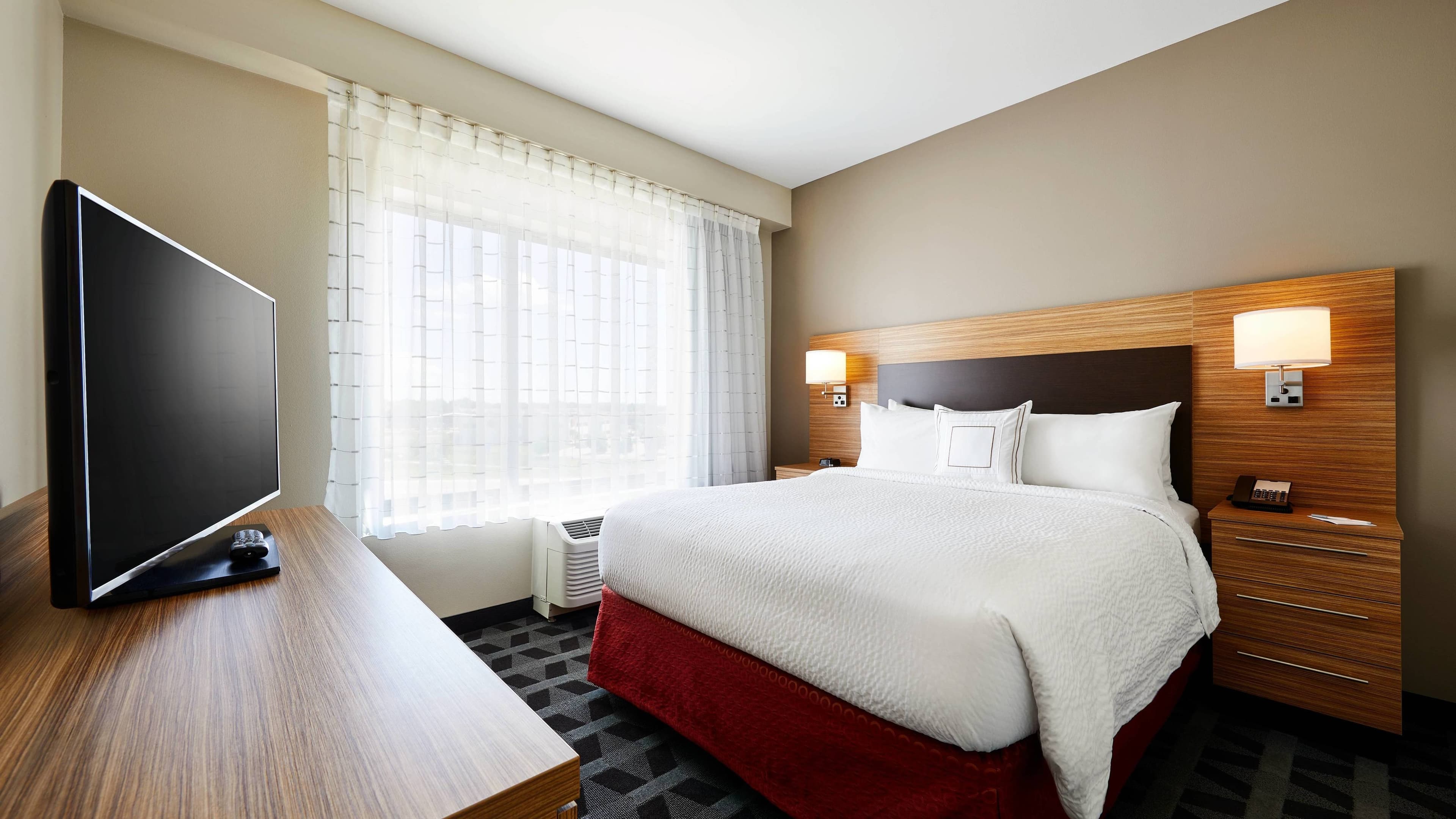 TownePlace Suites St. Louis O'Fallon - Image 3