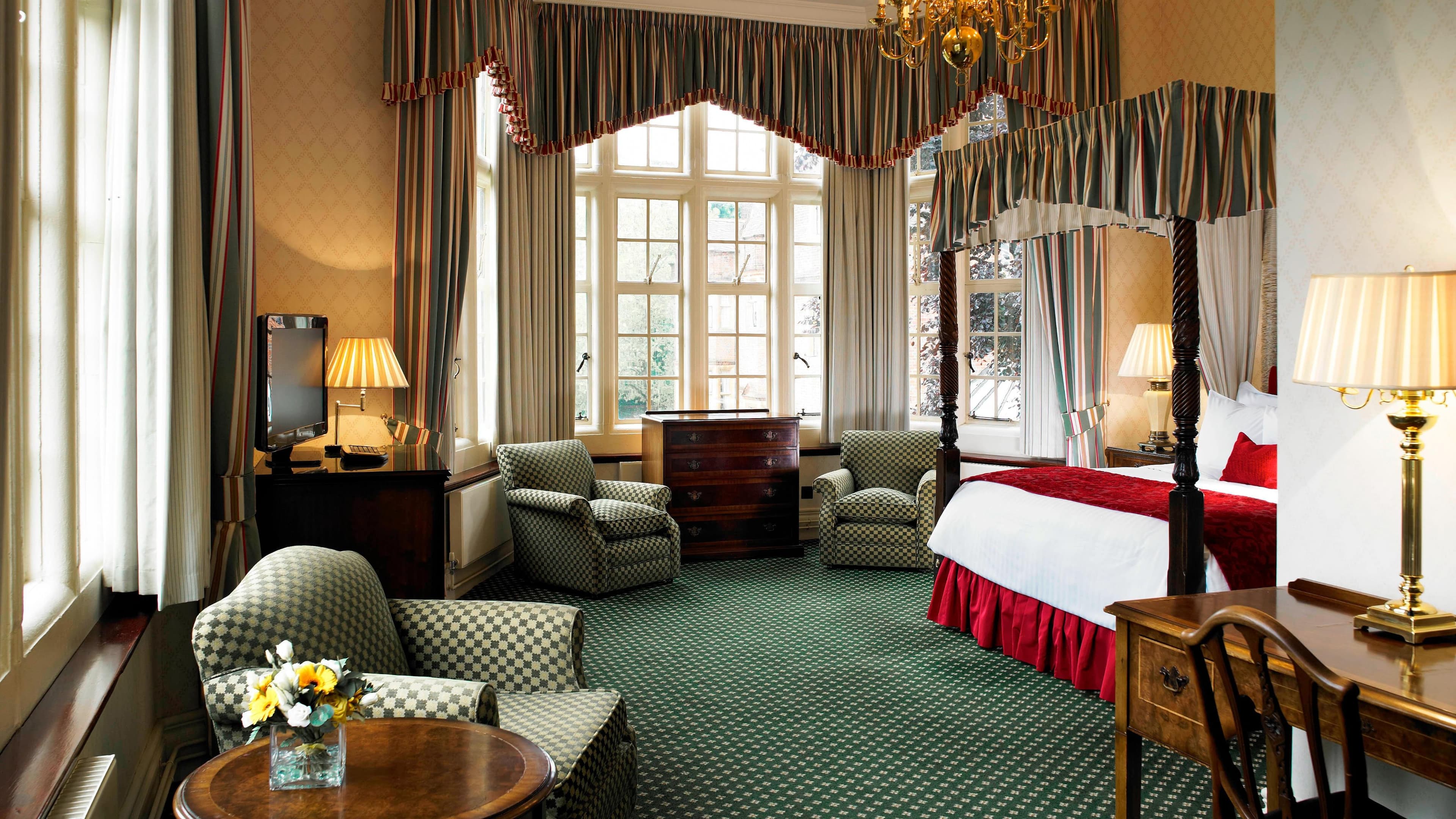 Hanbury Manor Marriott Hotel & Country Club — 11