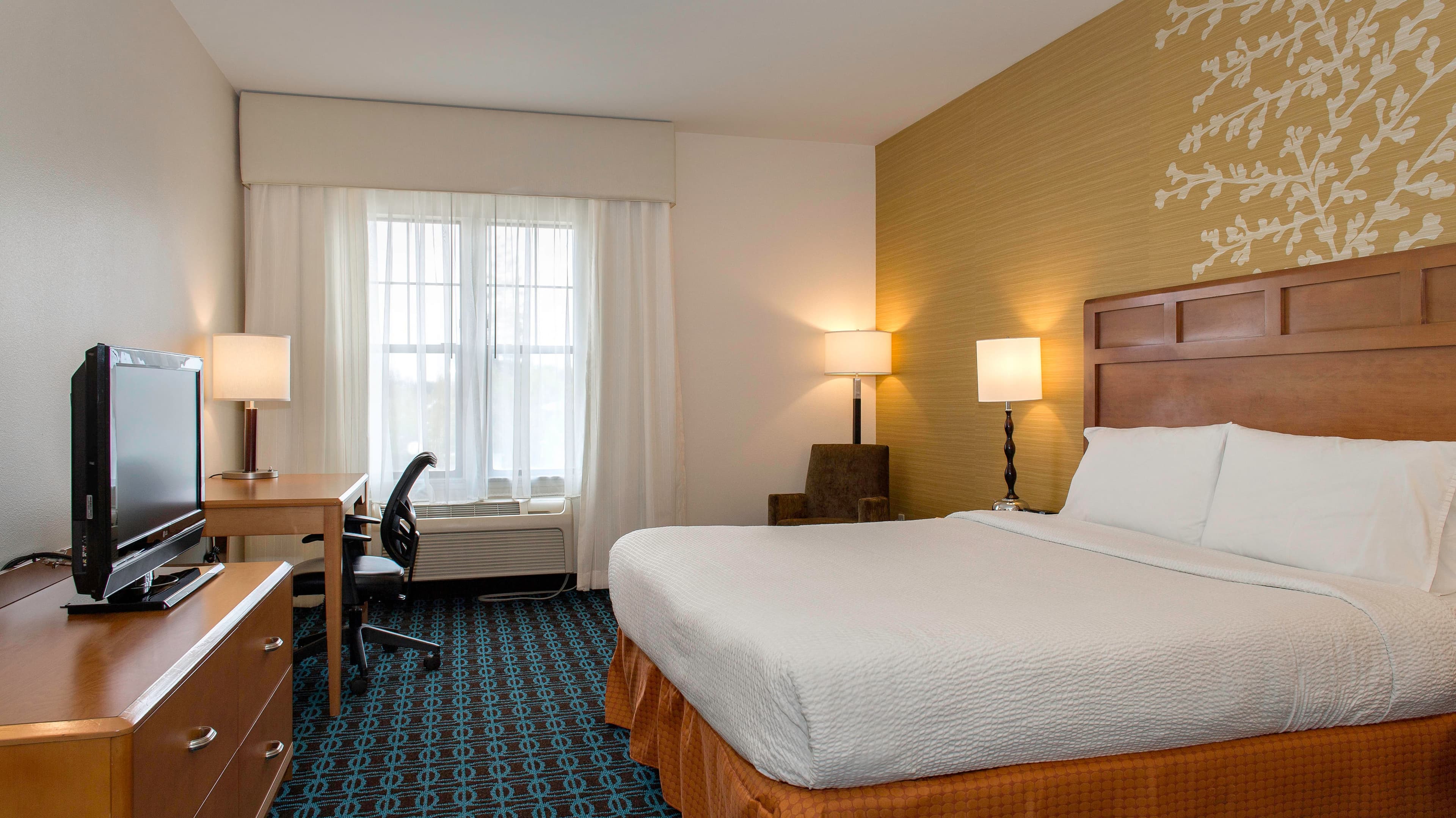 Fairfield Inn & Suites Santa Rosa Sebastopol - Image 2