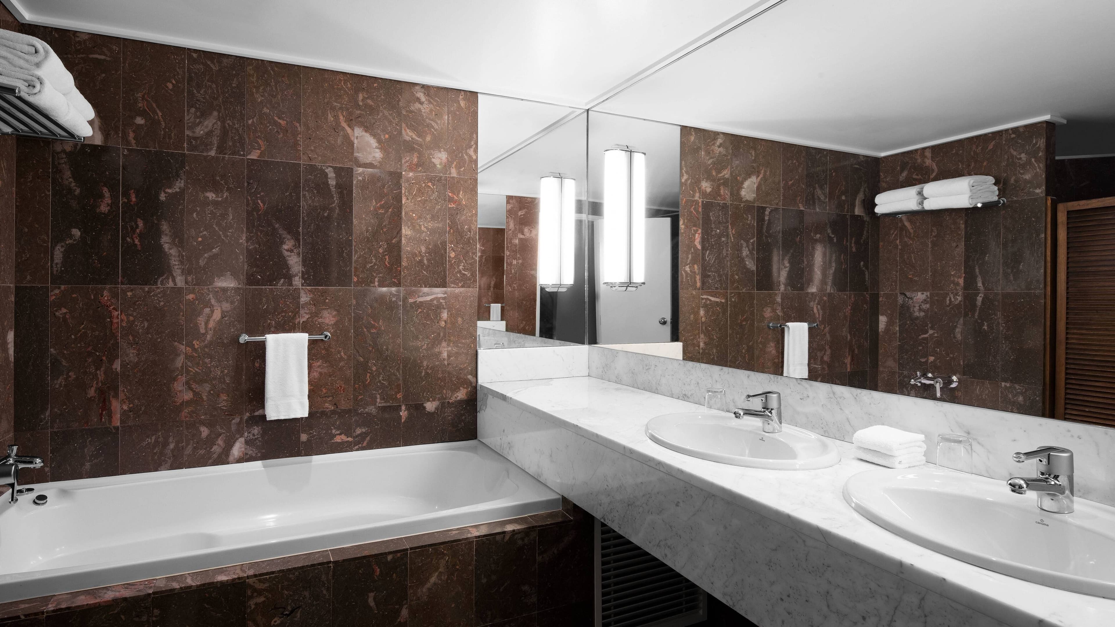 Sydney Harbour Marriott Hotel at Circular Quay — 23