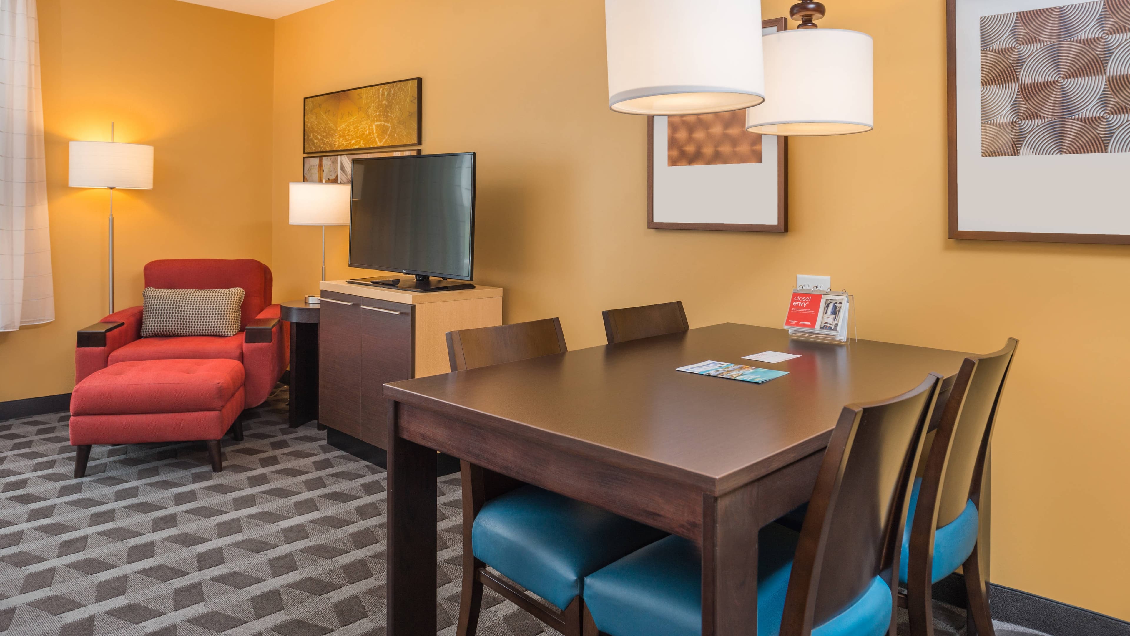 TownePlace Suites New Hartford — 11