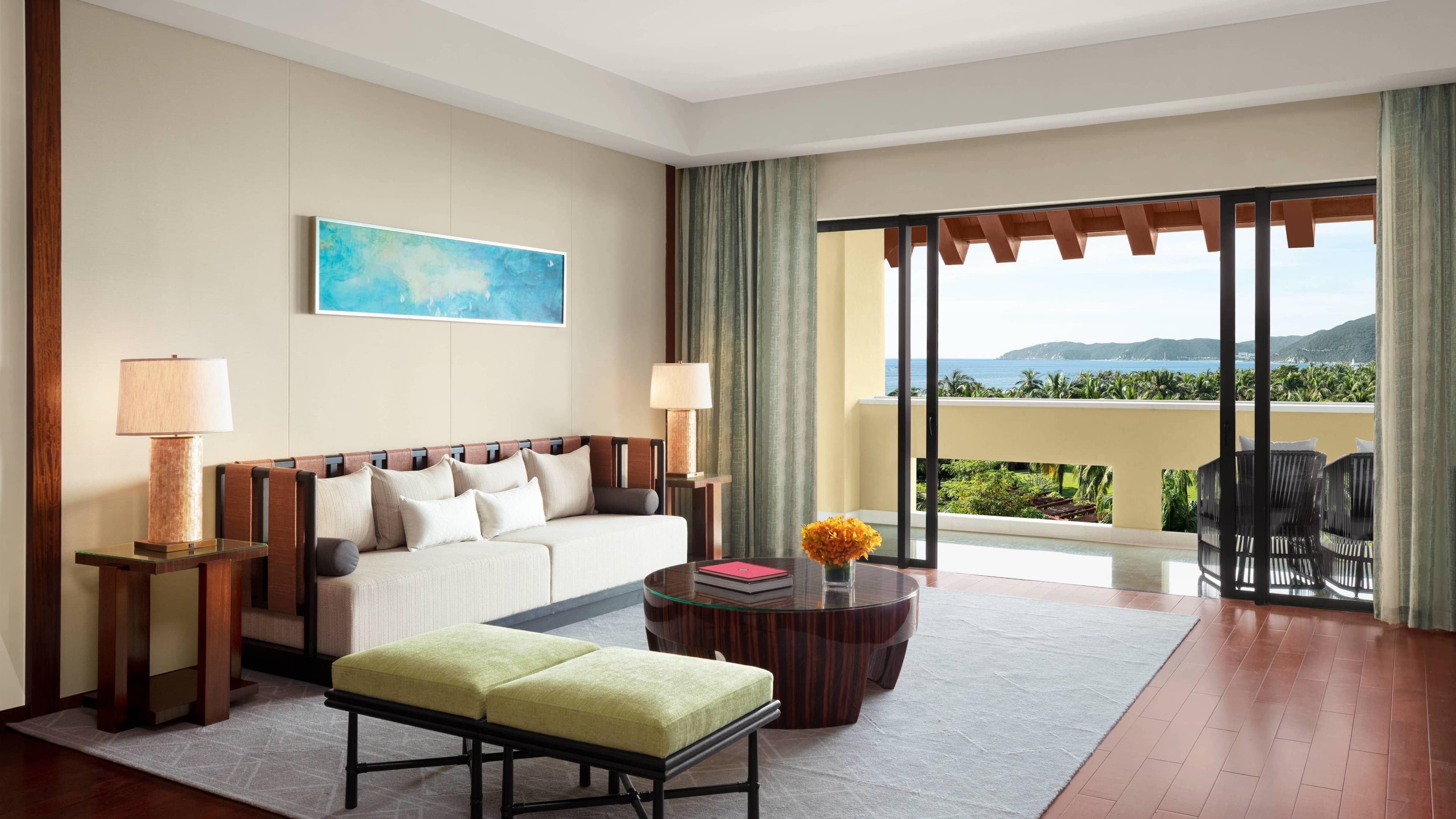 Deluxe Room - Image 3