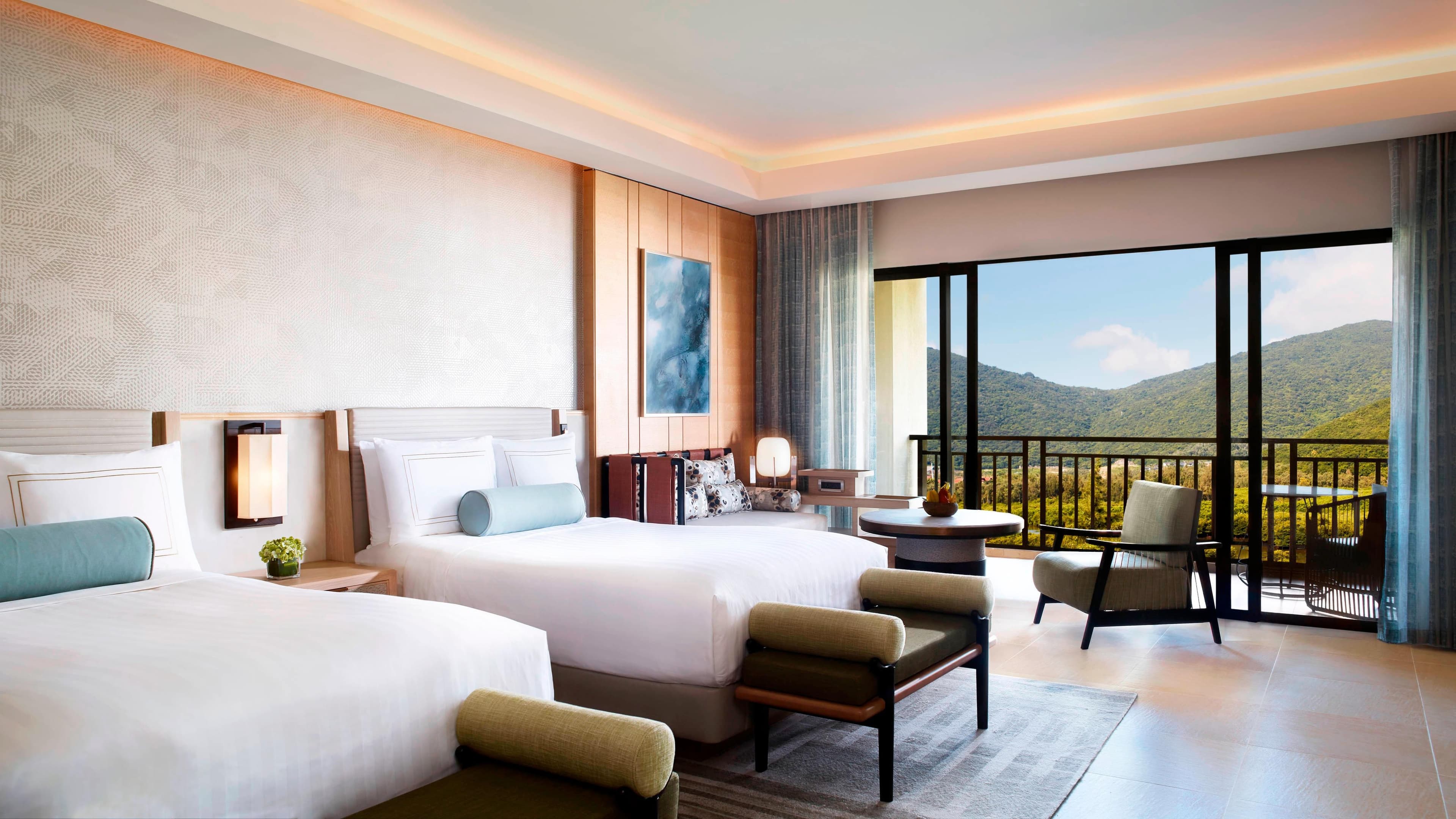 Deluxe Room - Image 1