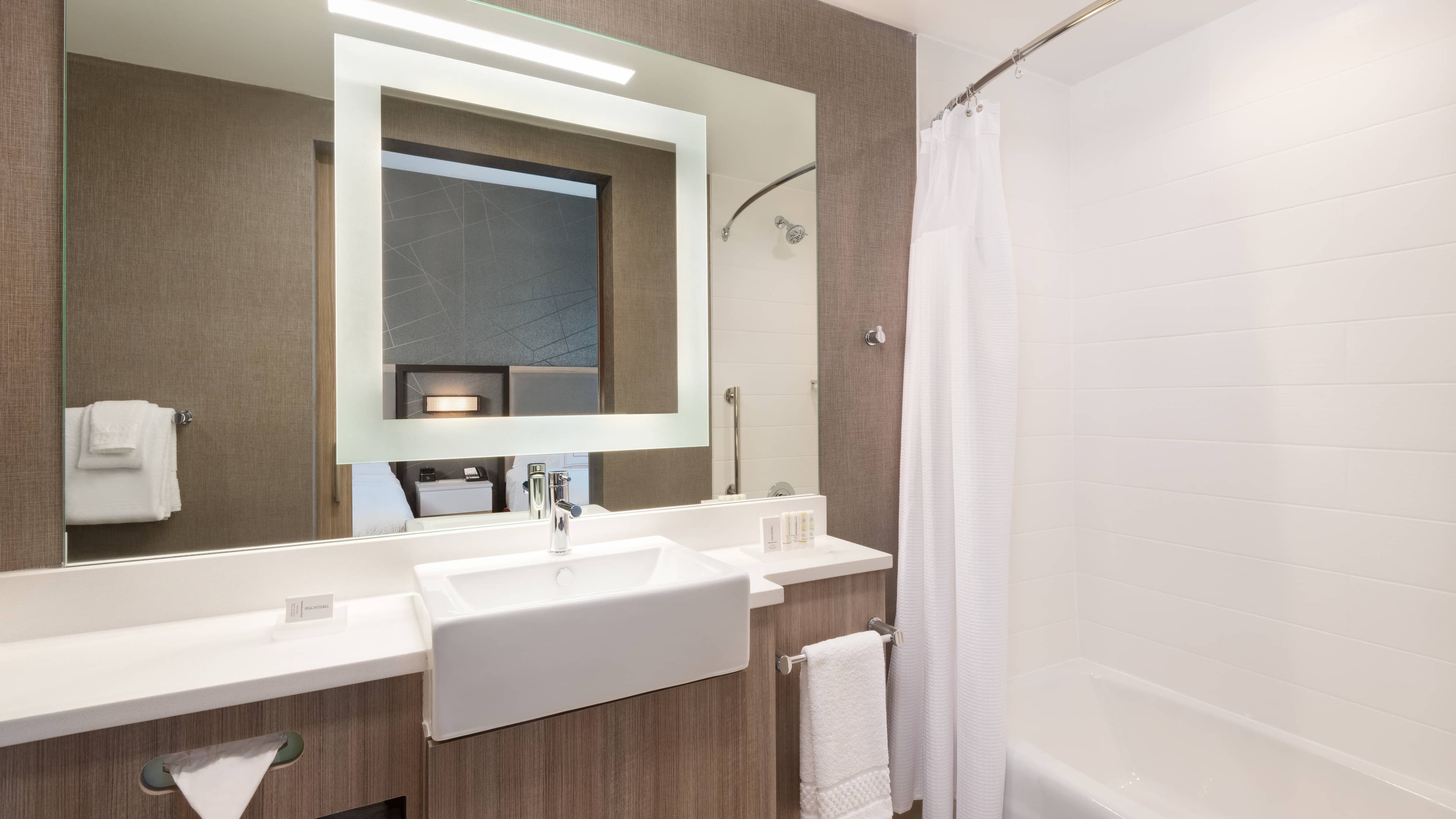 Suite - Image 6