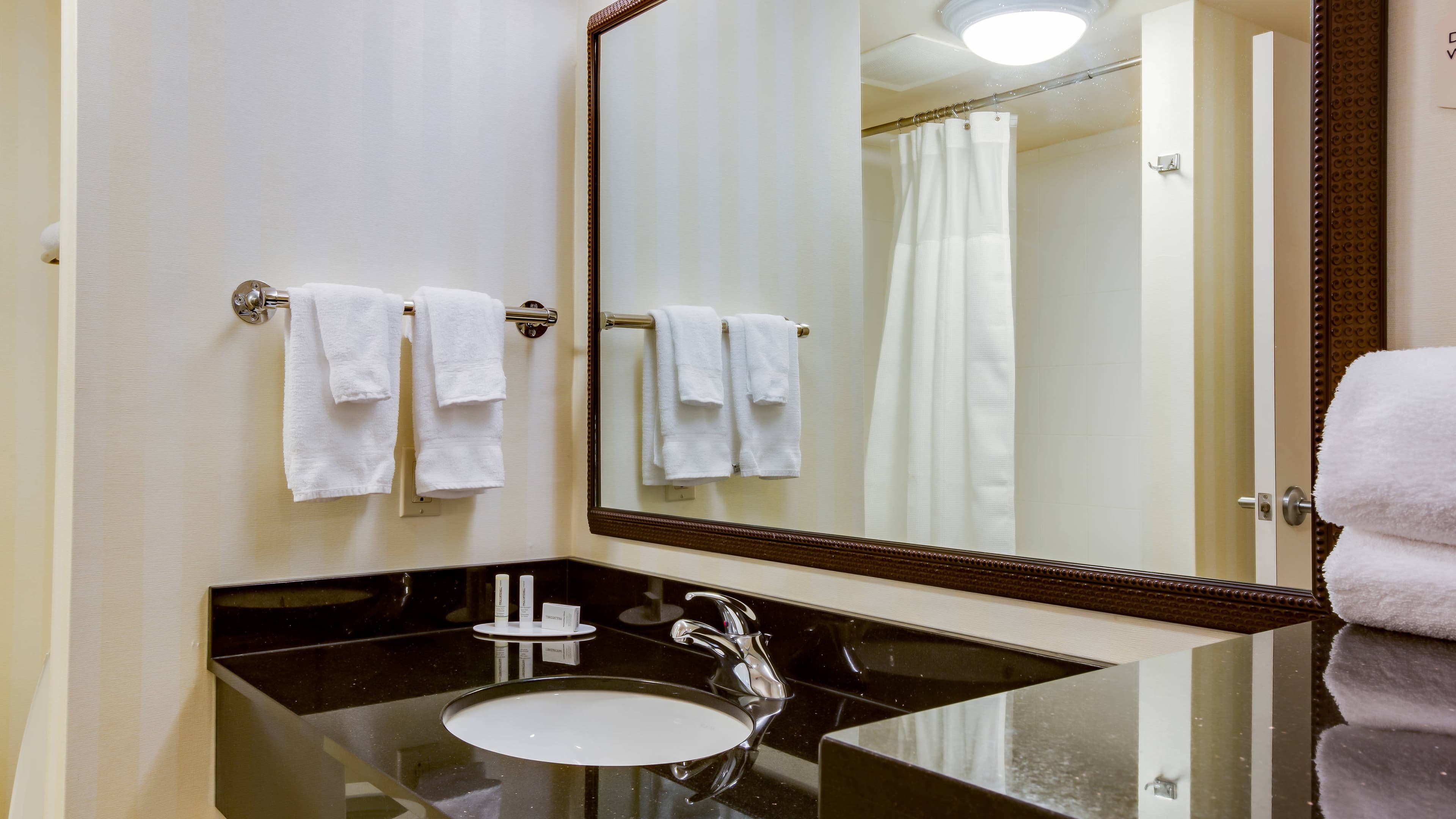 Fairfield Inn & Suites Titusville Kennedy Space Center - Image 3