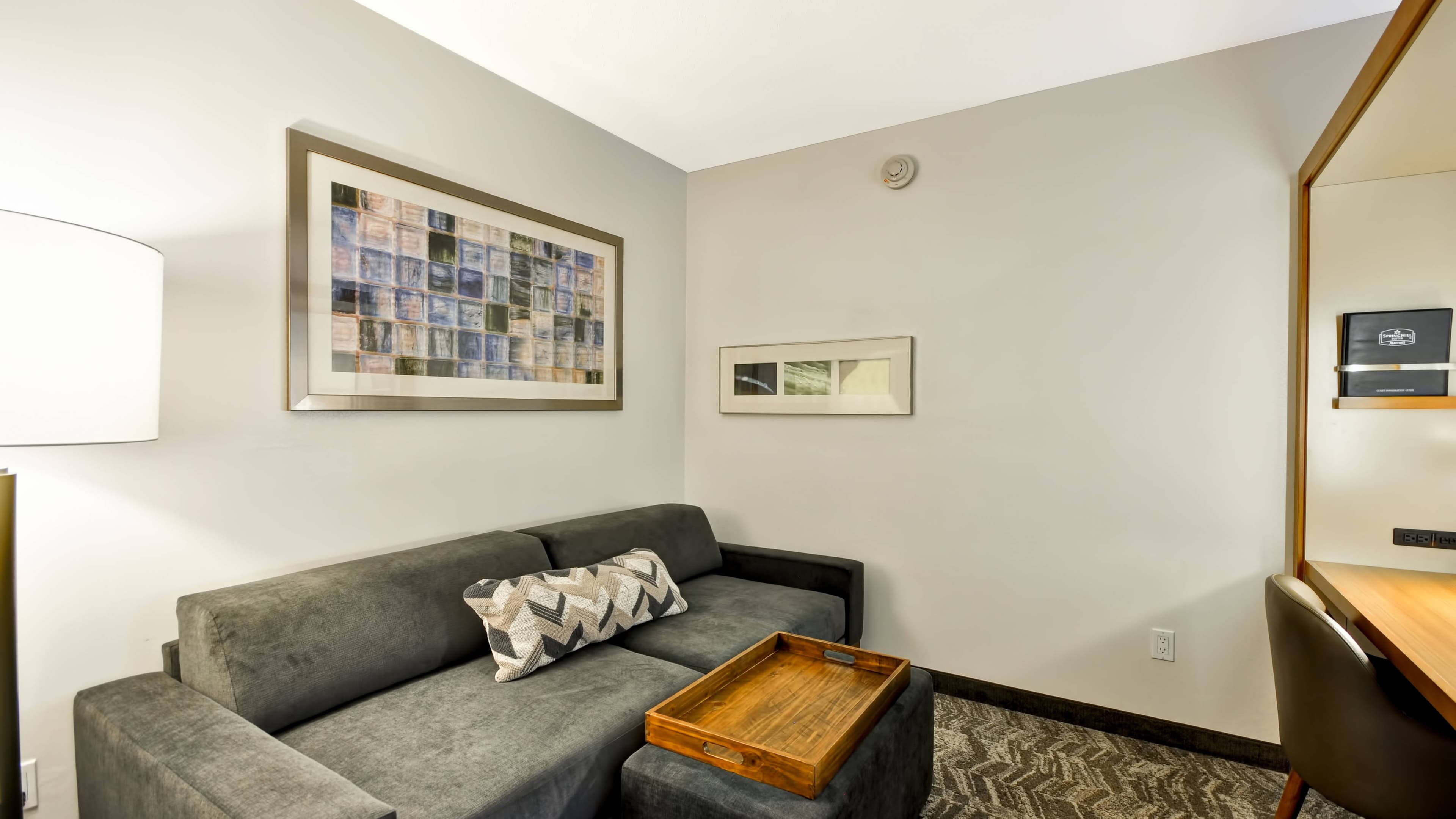 Studio - Image 10