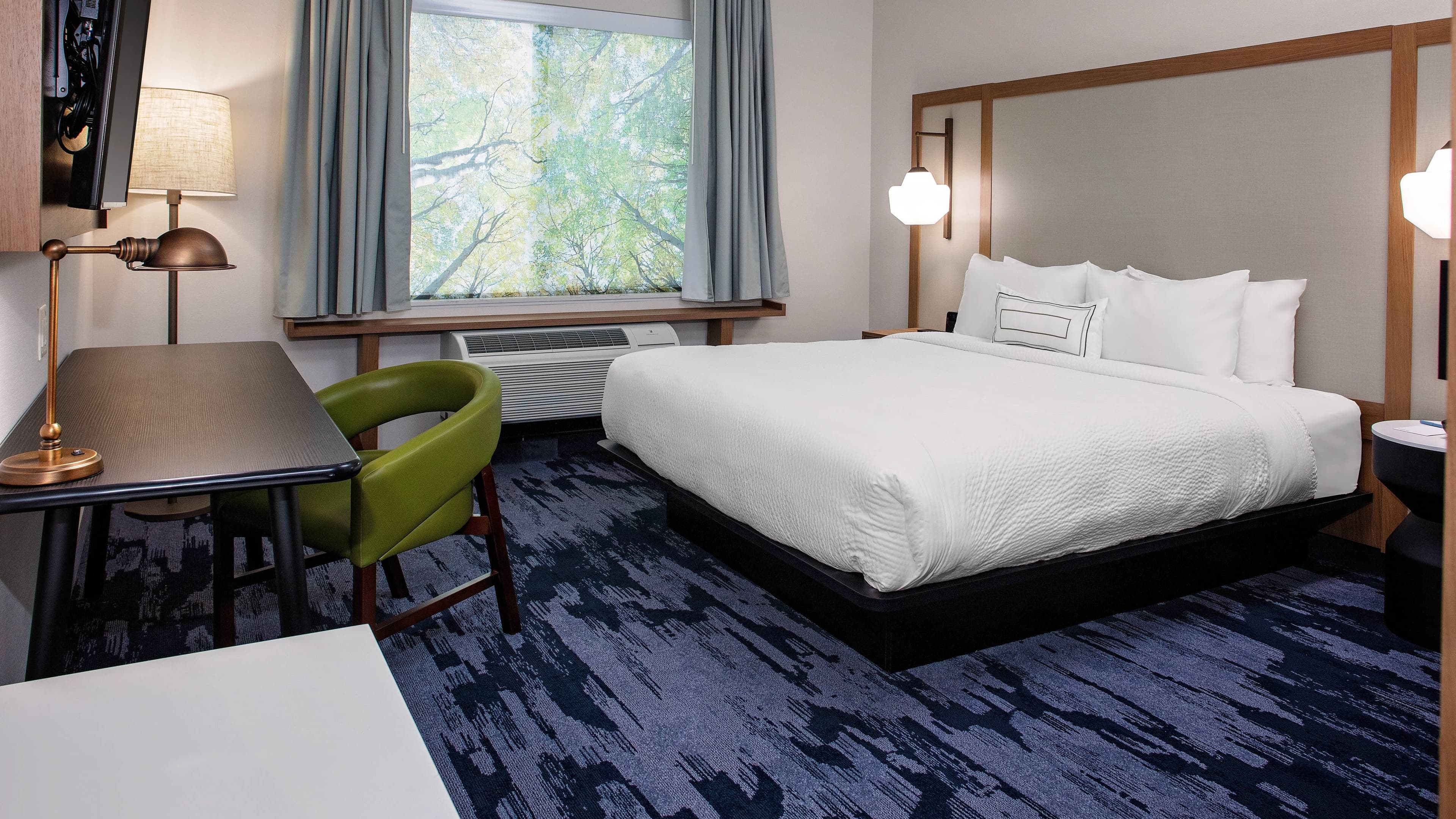 Fairfield Inn & Suites Port Clinton Waterfront - Image 2