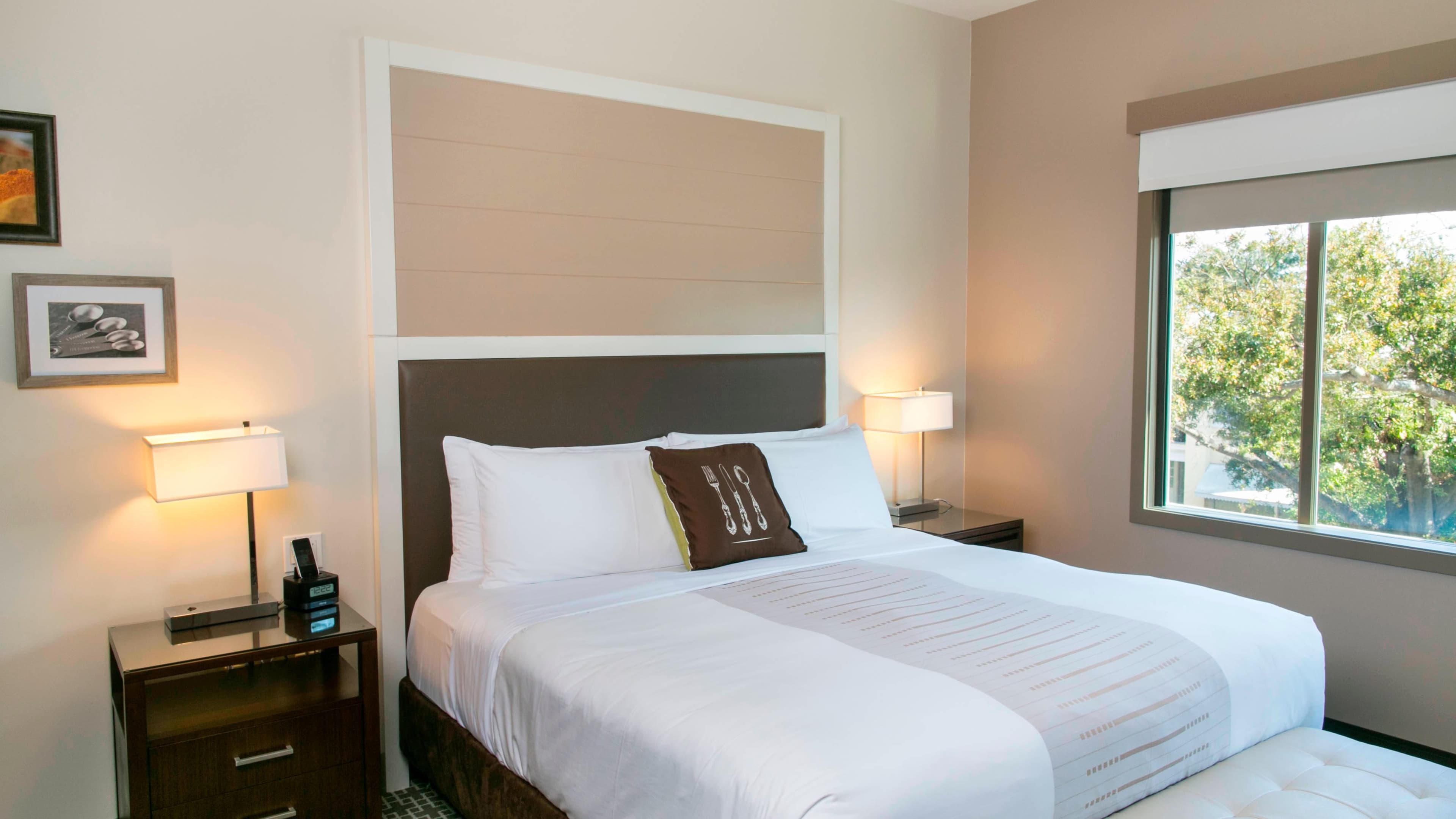 Epicurean Hotel, Autograph Collection — 11
