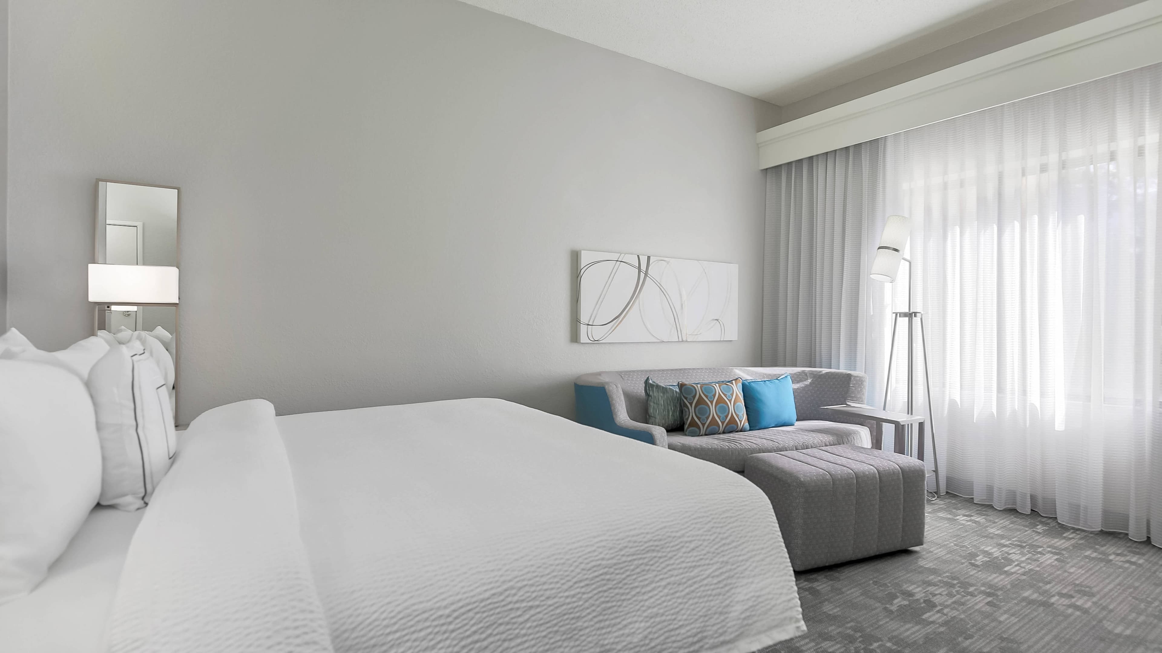 Holiday Inn Express Tampa-Brandon — 10