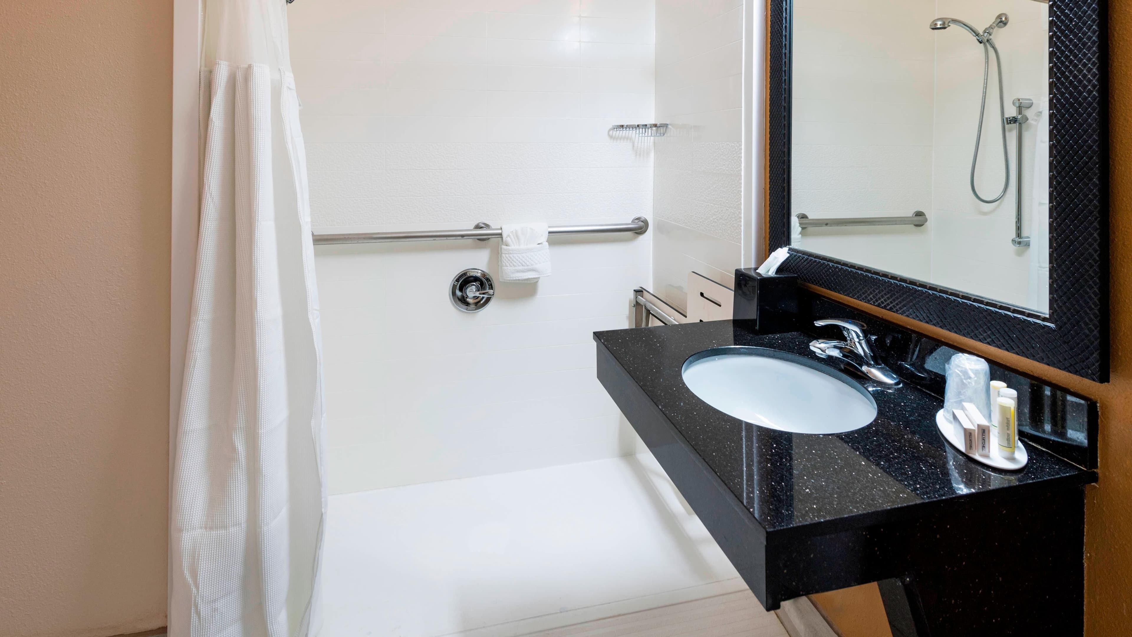 Fairfield Inn & Suites St. Petersburg Clearwater — 10