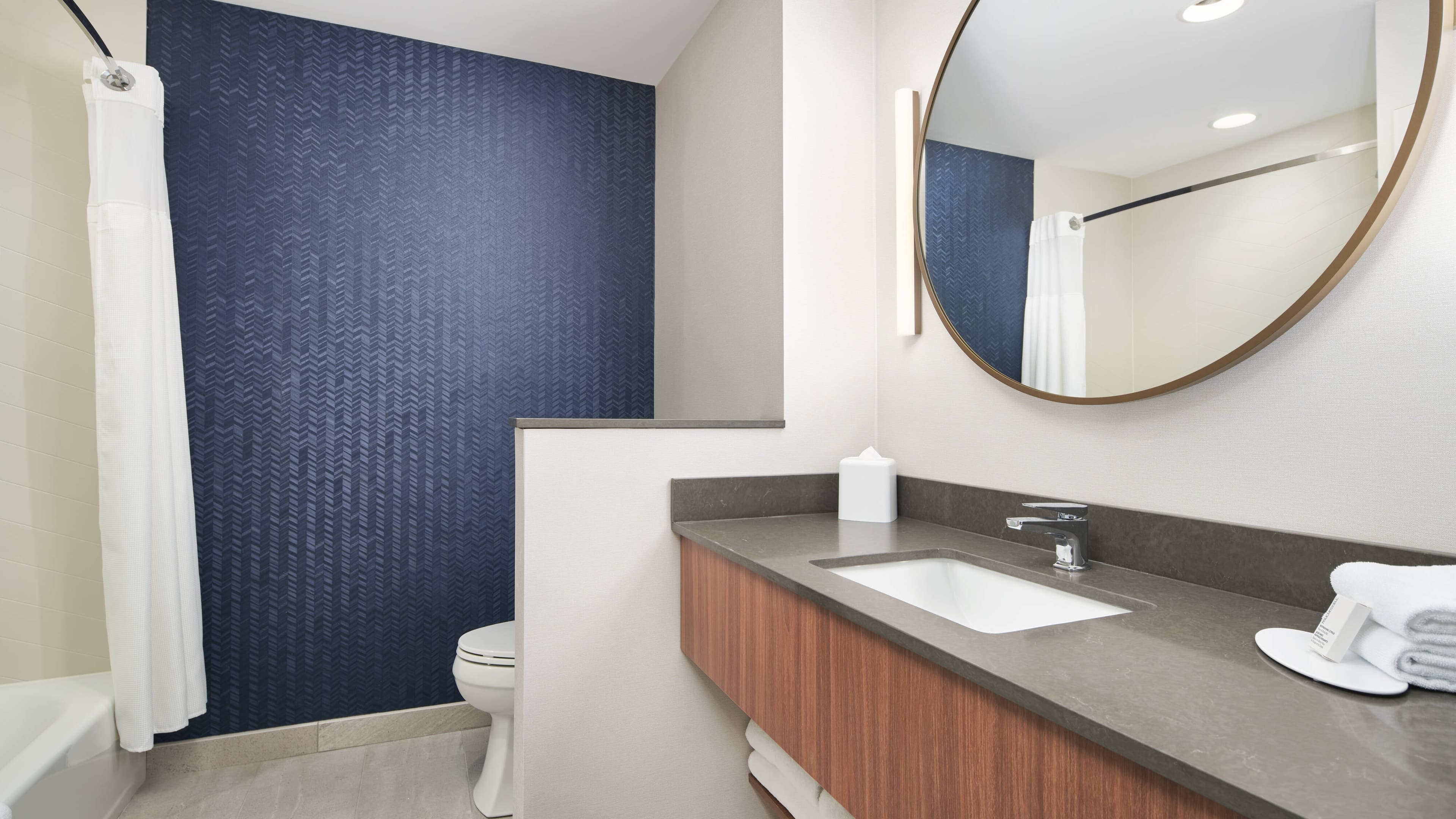 Fairfield Inn & Suites Tampa Riverview — 14