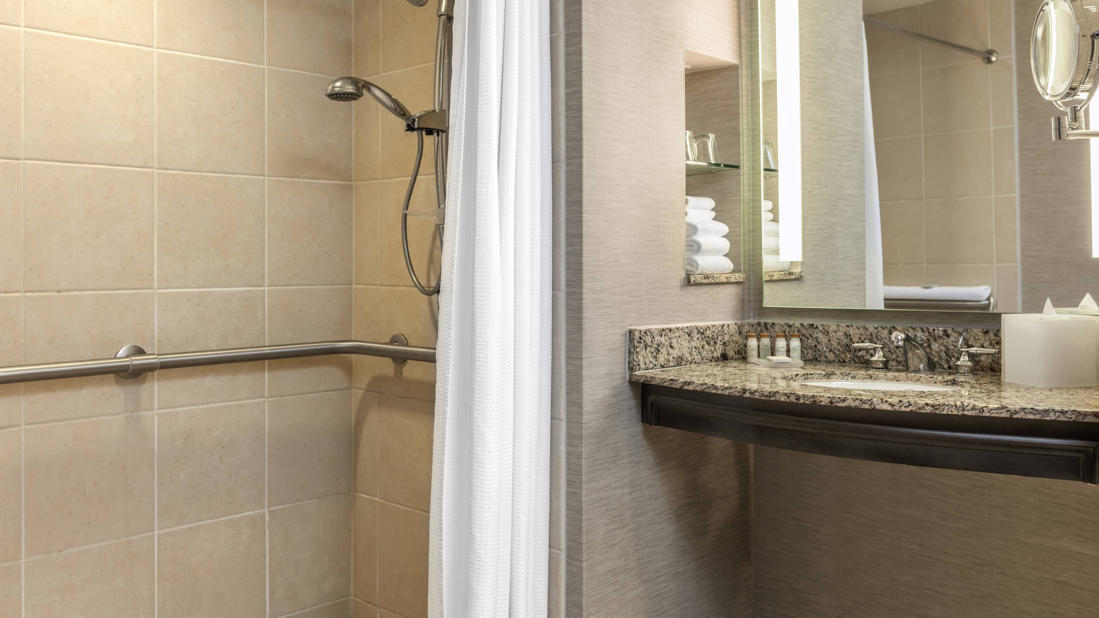 Renaissance Tampa International Plaza Hotel — 21