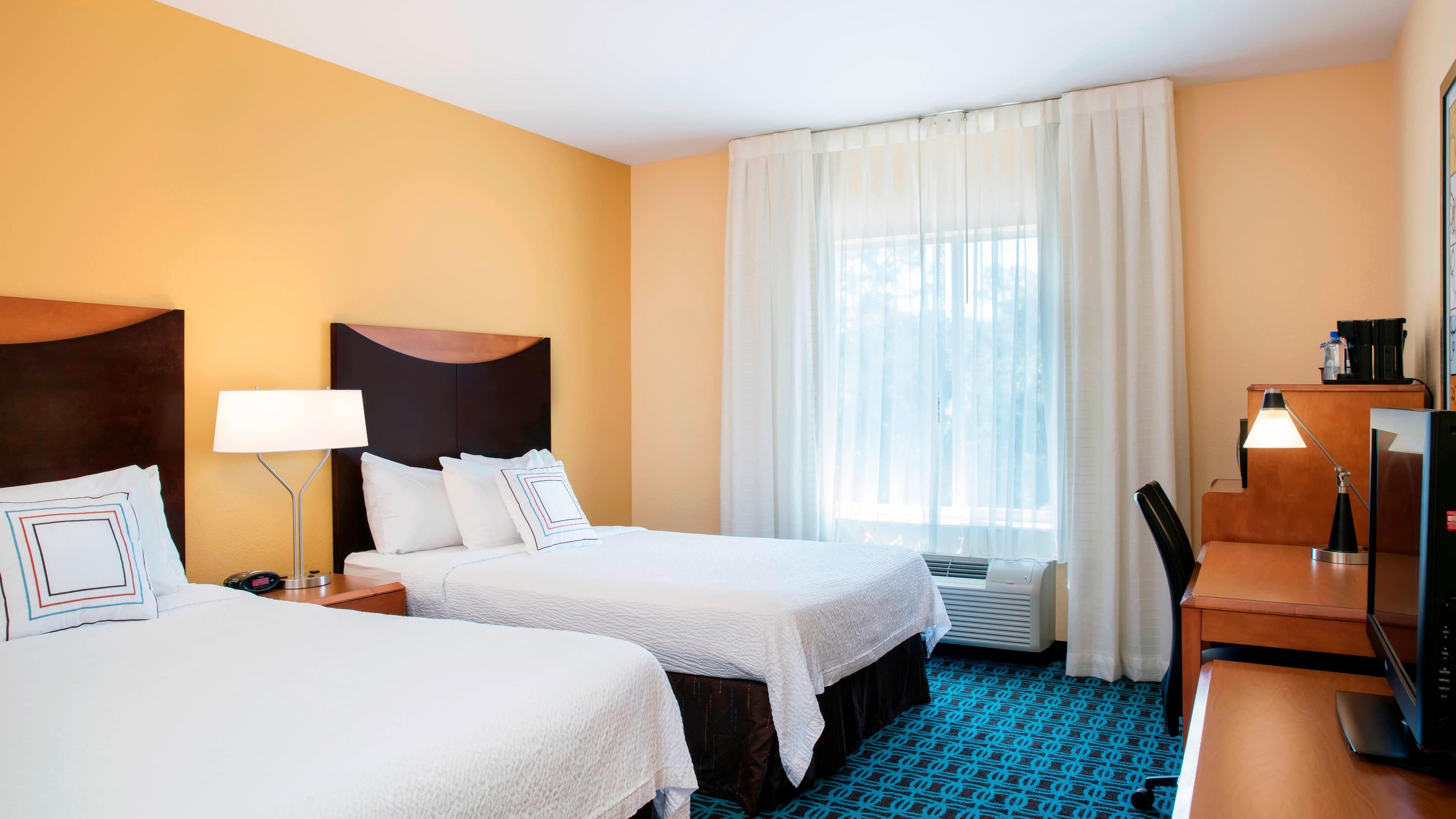 Fairfield Inn & Suites Lakeland Plant City - Image 2