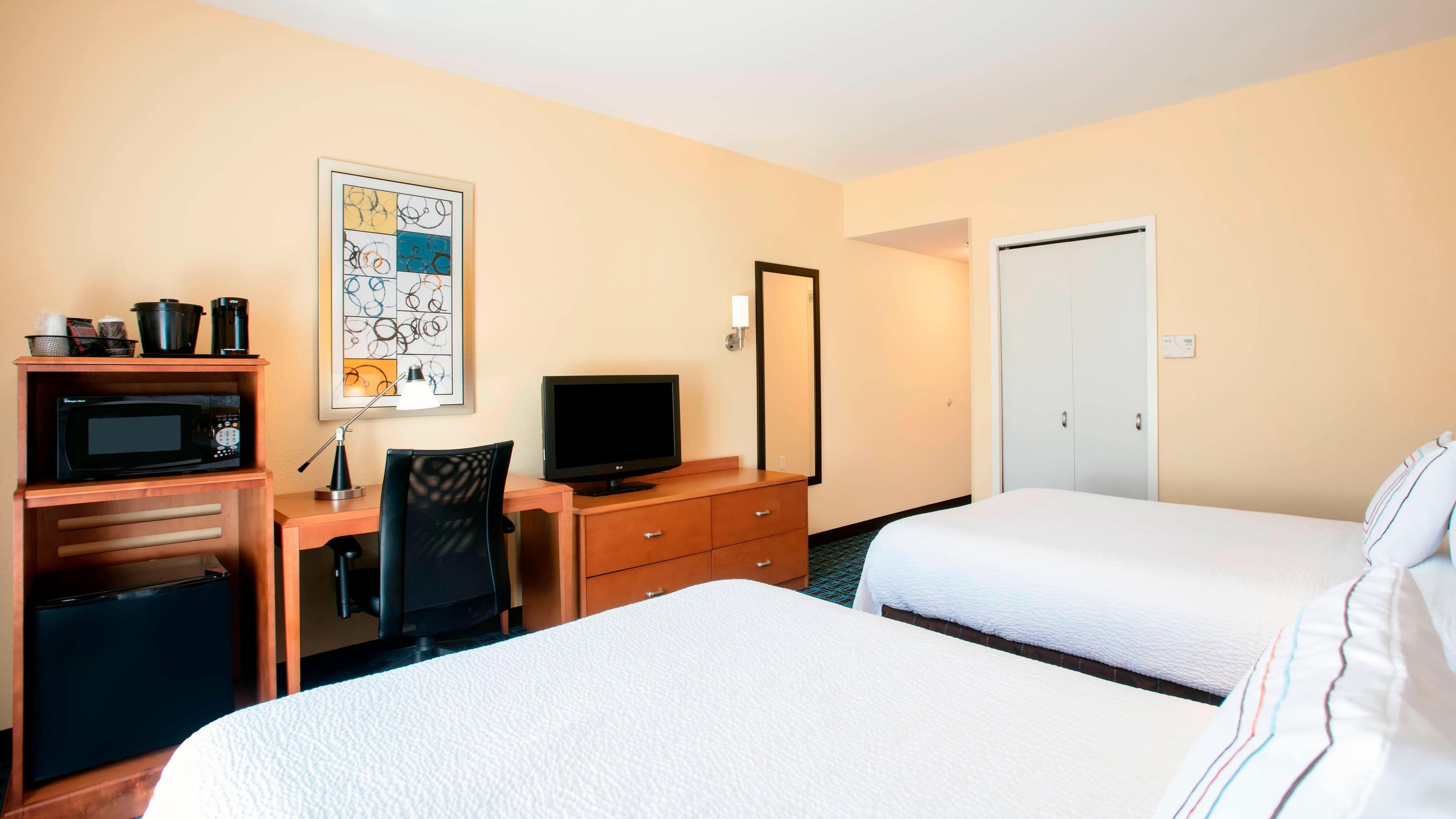 Fairfield Inn & Suites Lakeland Plant City - Image 3