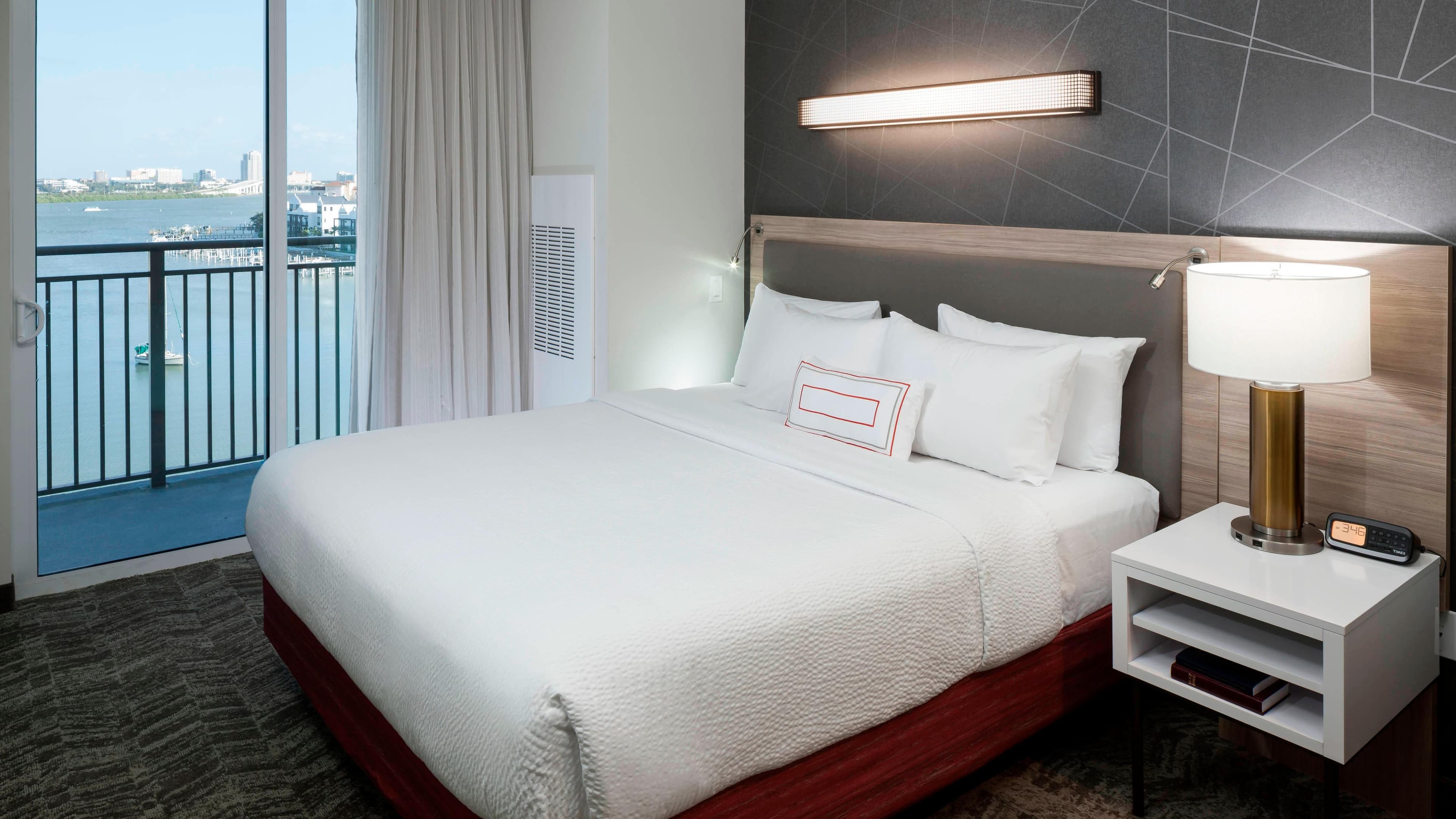 SpringHill Suites Clearwater Beach — 9