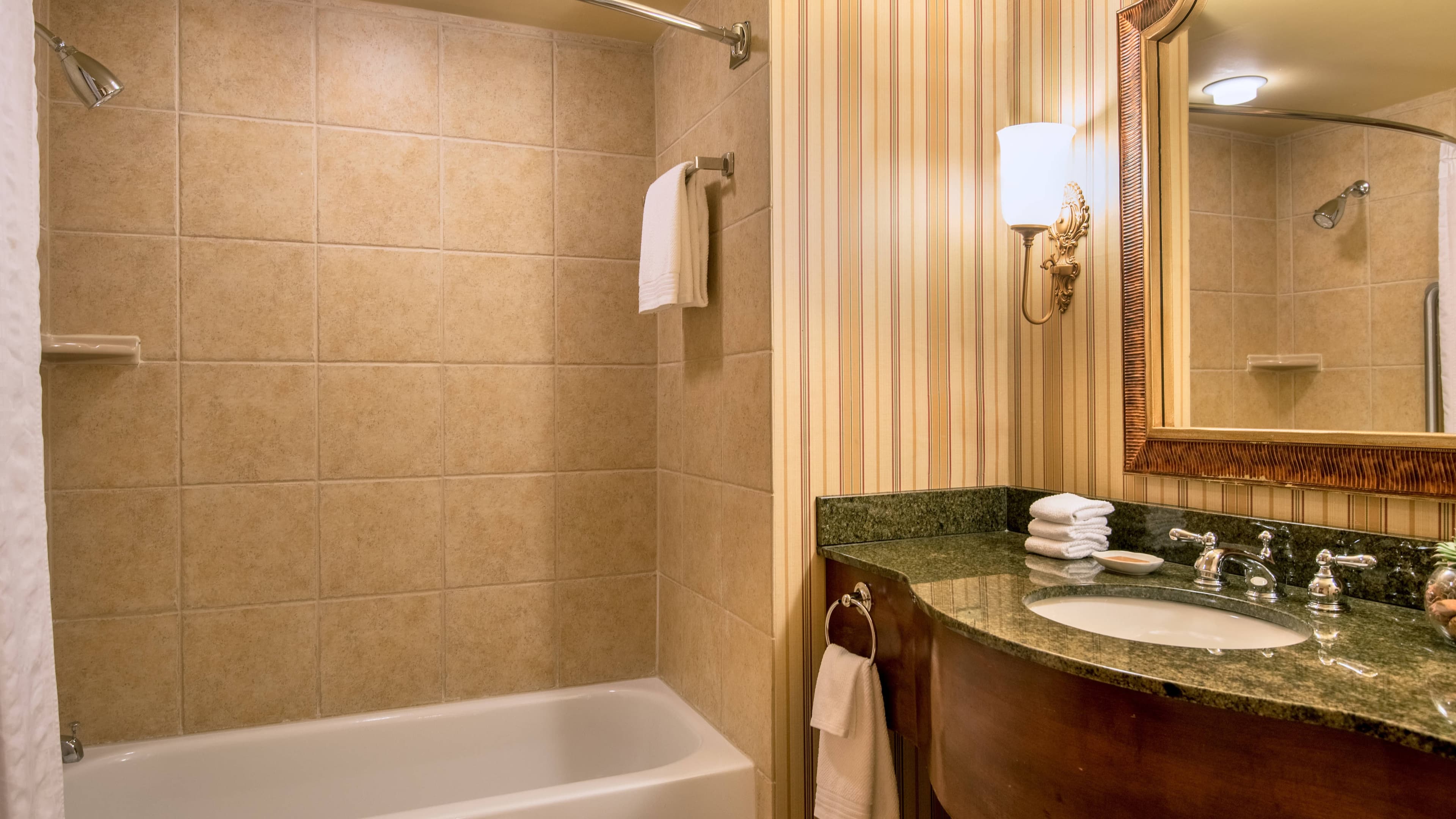 Renaissance Tulsa Hotel & Convention Center - Image 3
