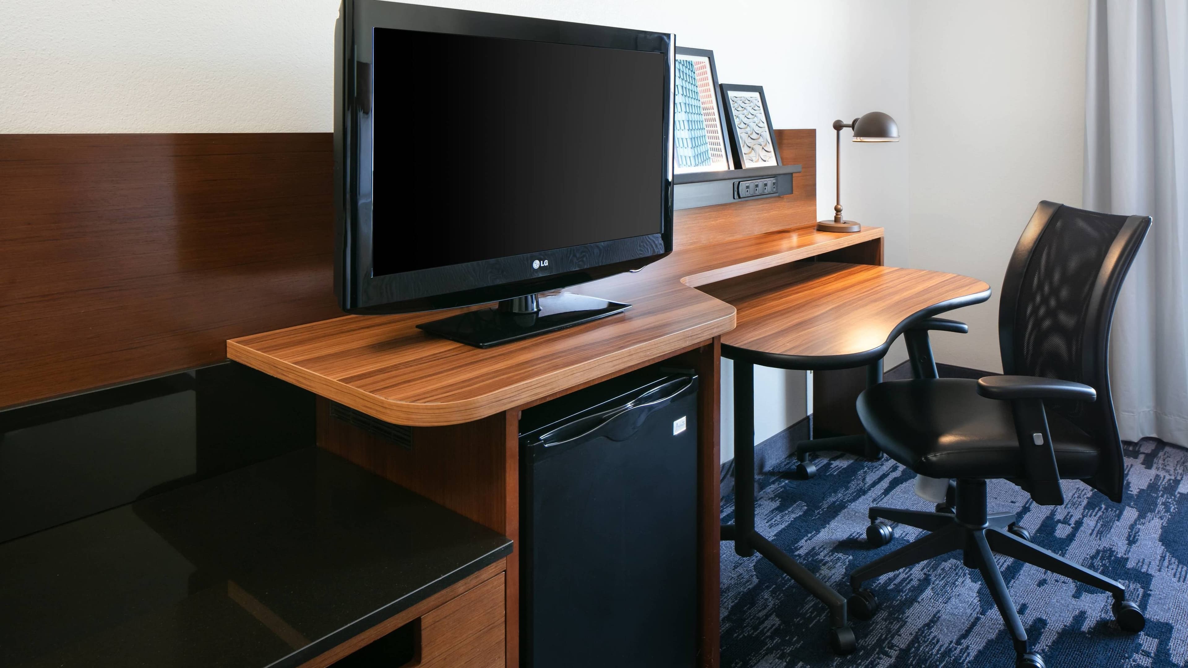 Fairfield Inn & Suites Tulsa Central — 7