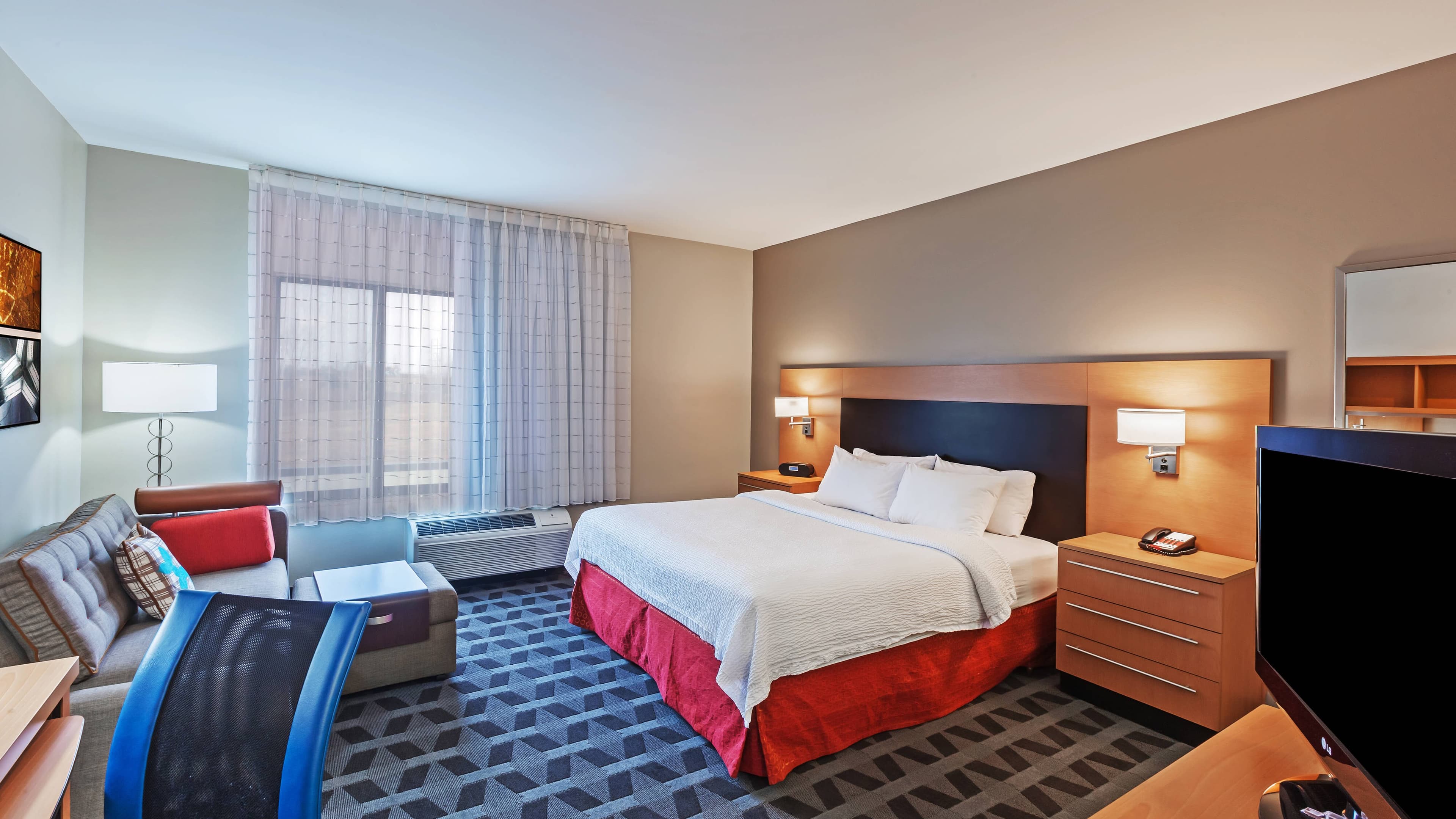 TownePlace Suites Tulsa North/Owasso - Image 3