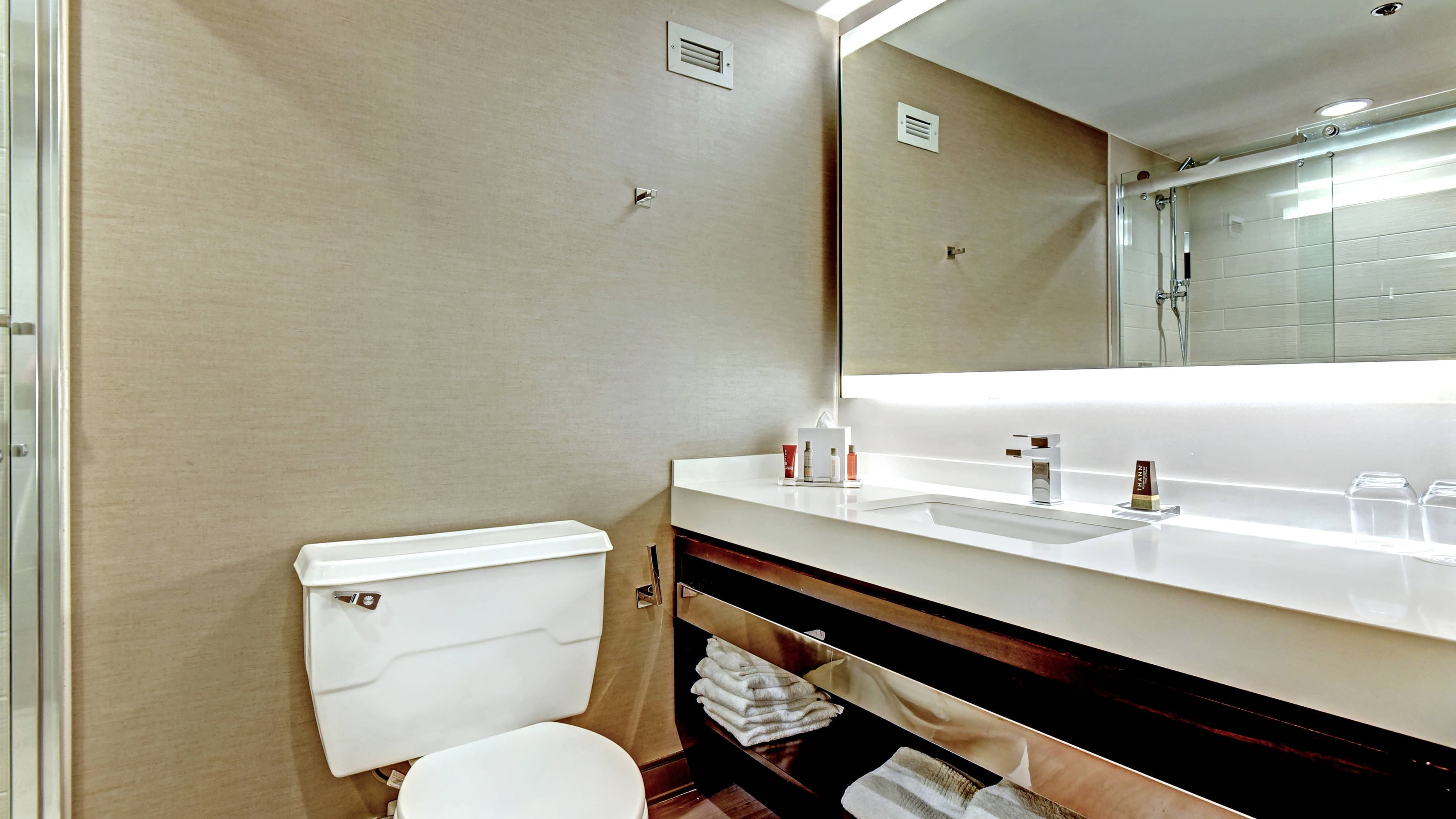 Marriott Tulsa Hotel Southern Hills - Image 5