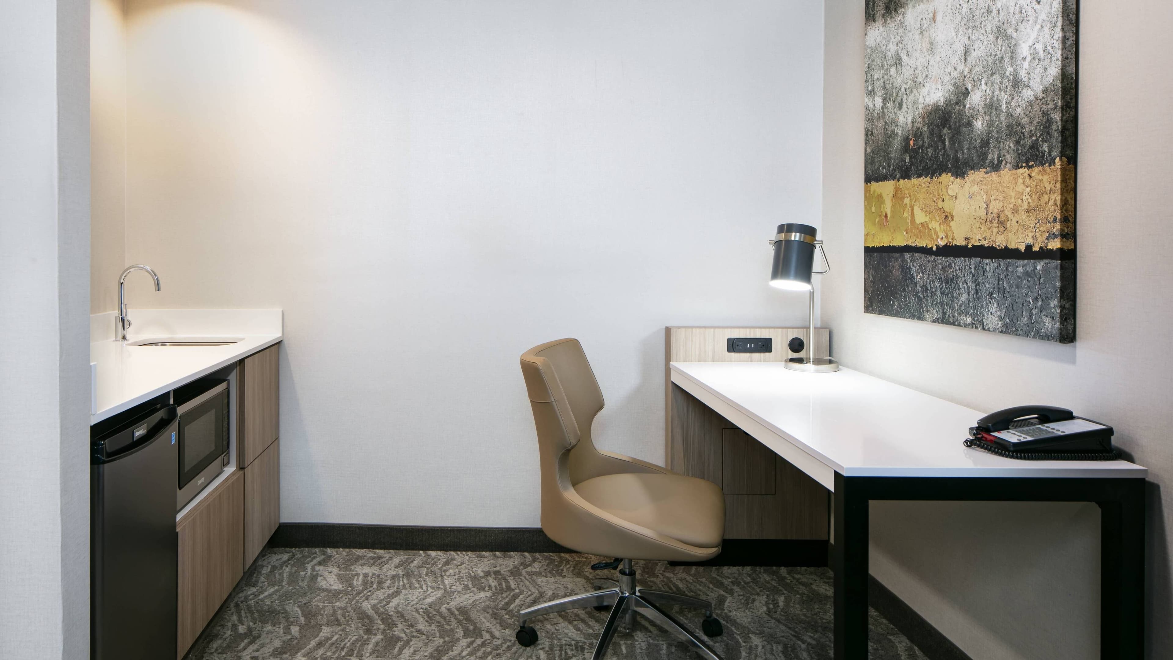 Suite - Image 3