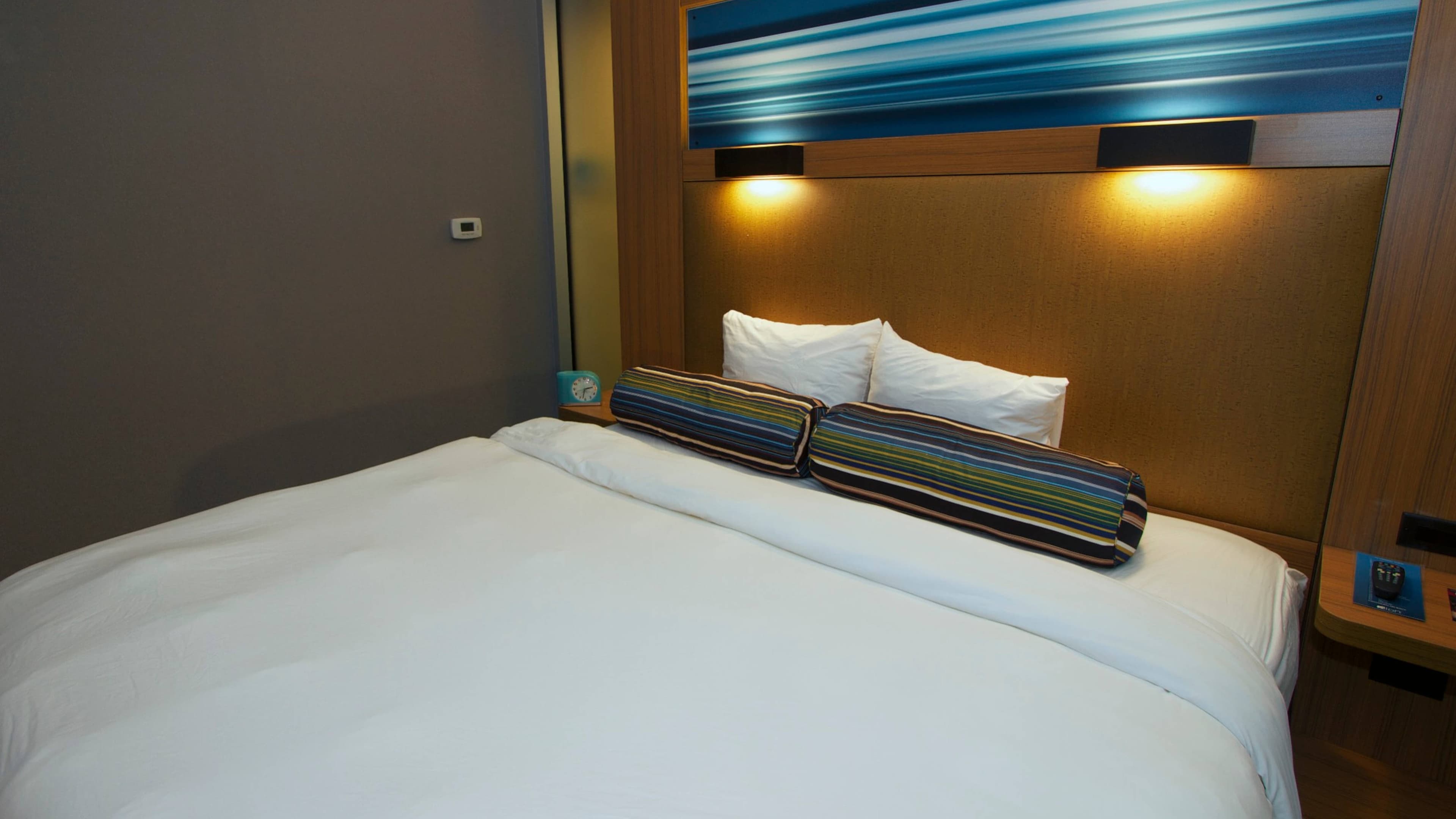 Aloft - Image 3