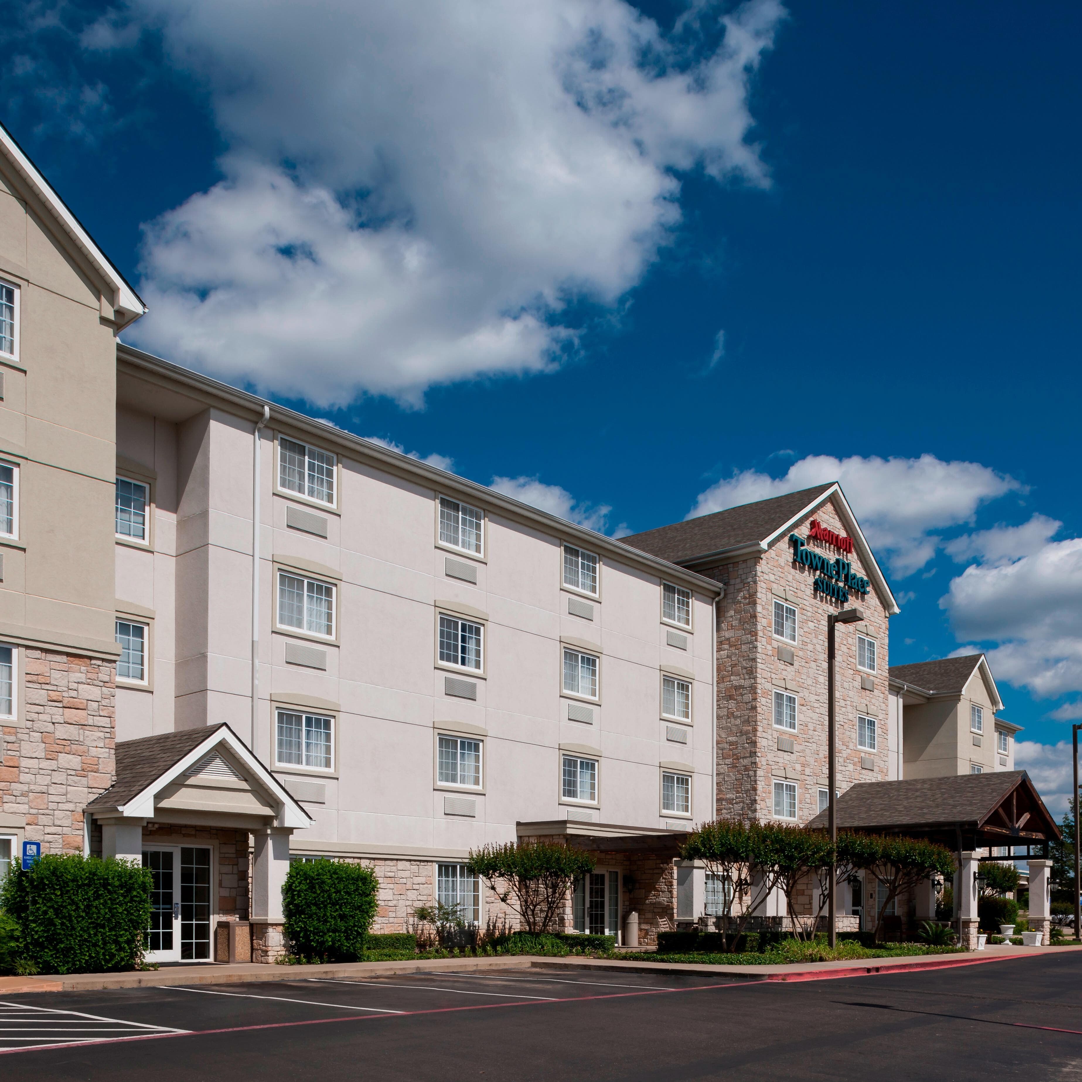 TownePlace Suites Texarkana - Image 1
