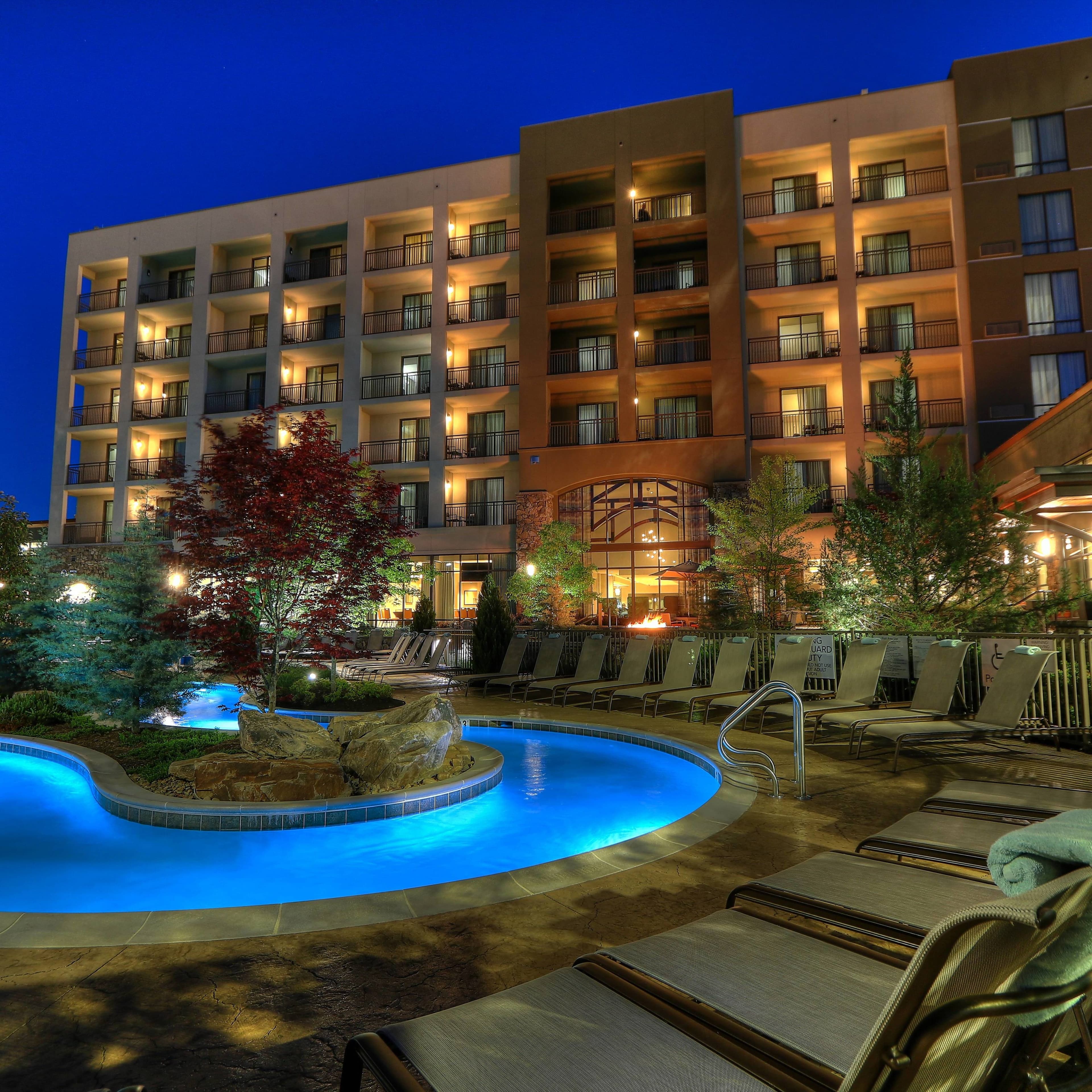 Courtyard Pigeon Forge