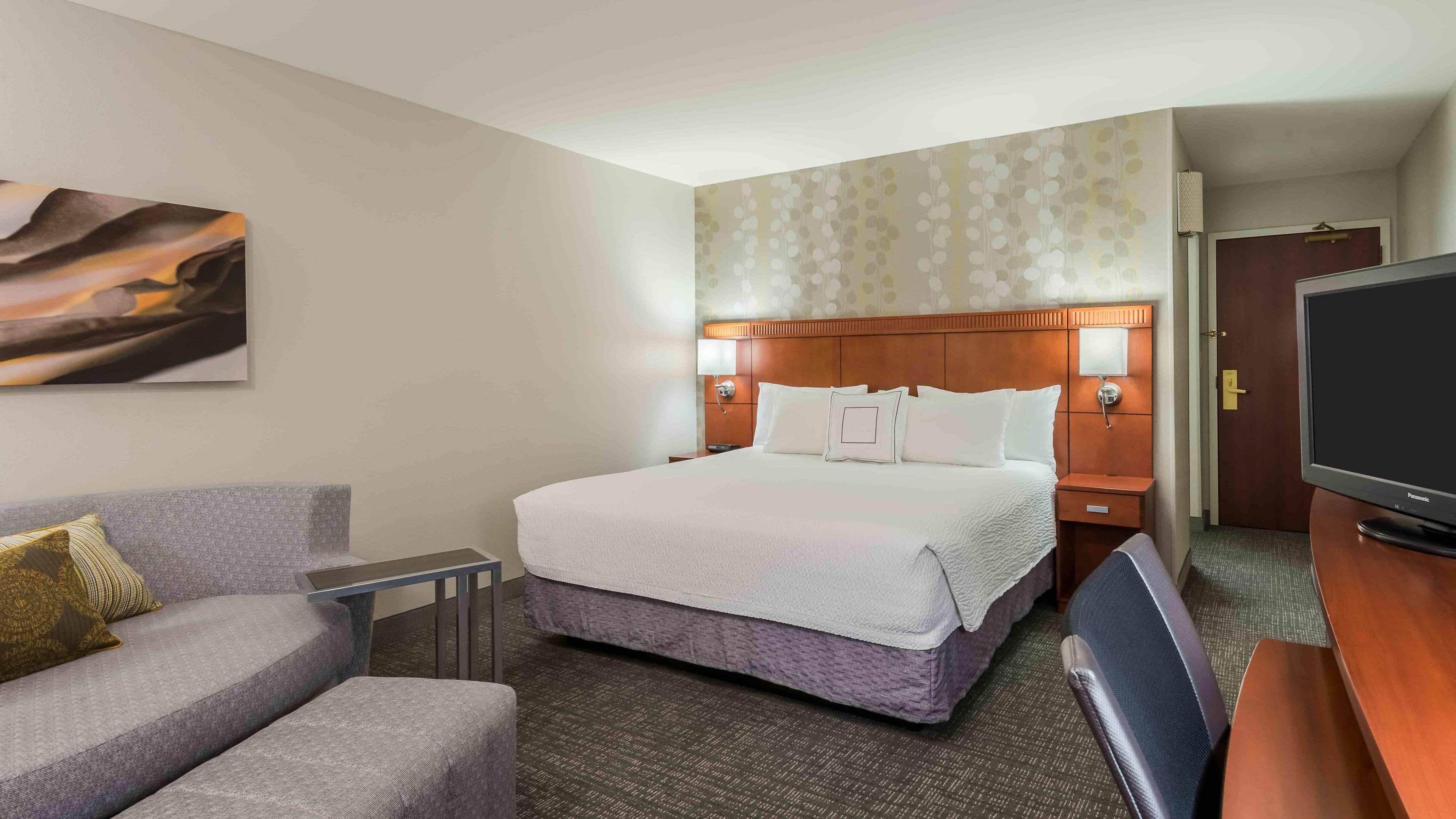 Courtyard Knoxville Cedar Bluff — 7