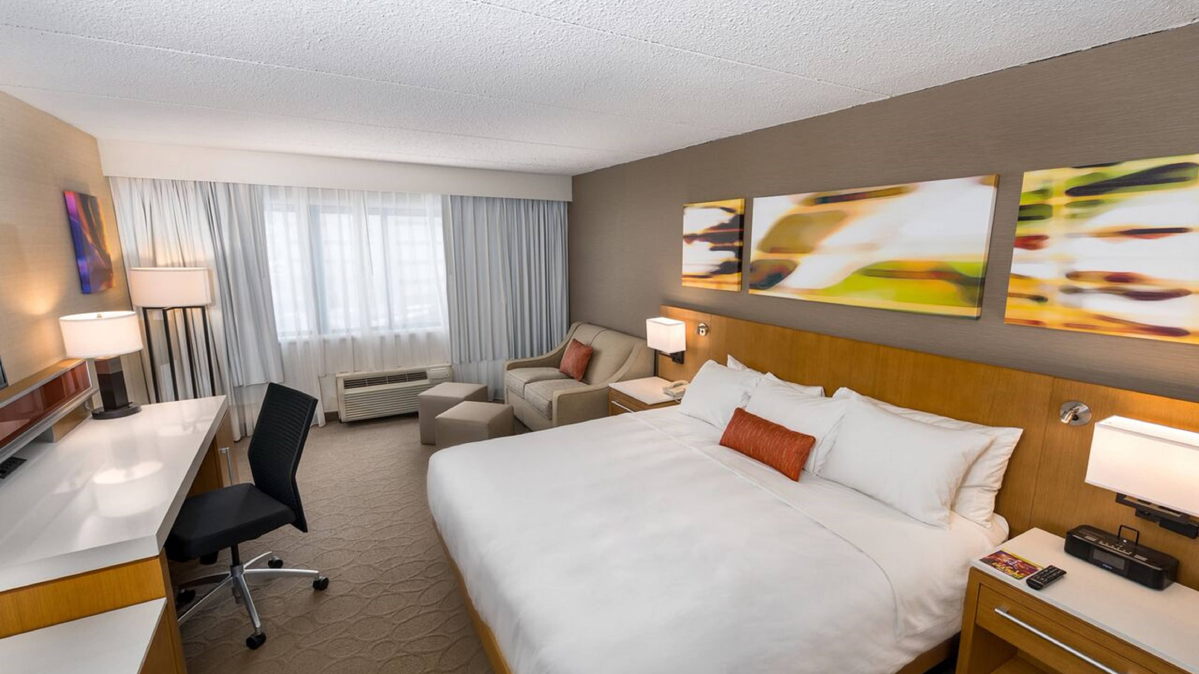Delta Hotels Utica — 6