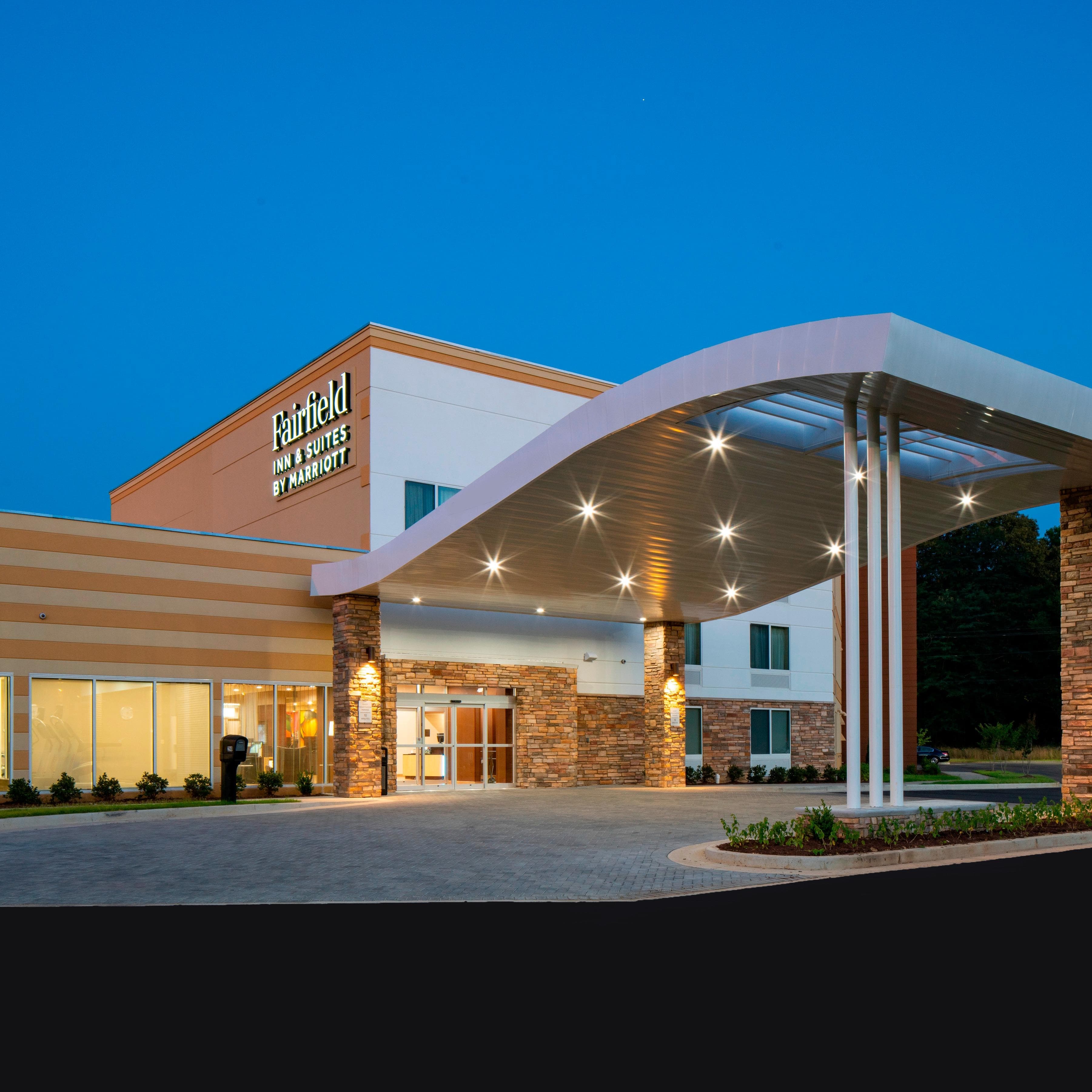 Fairfield Inn & Suites Batesville - Image 1