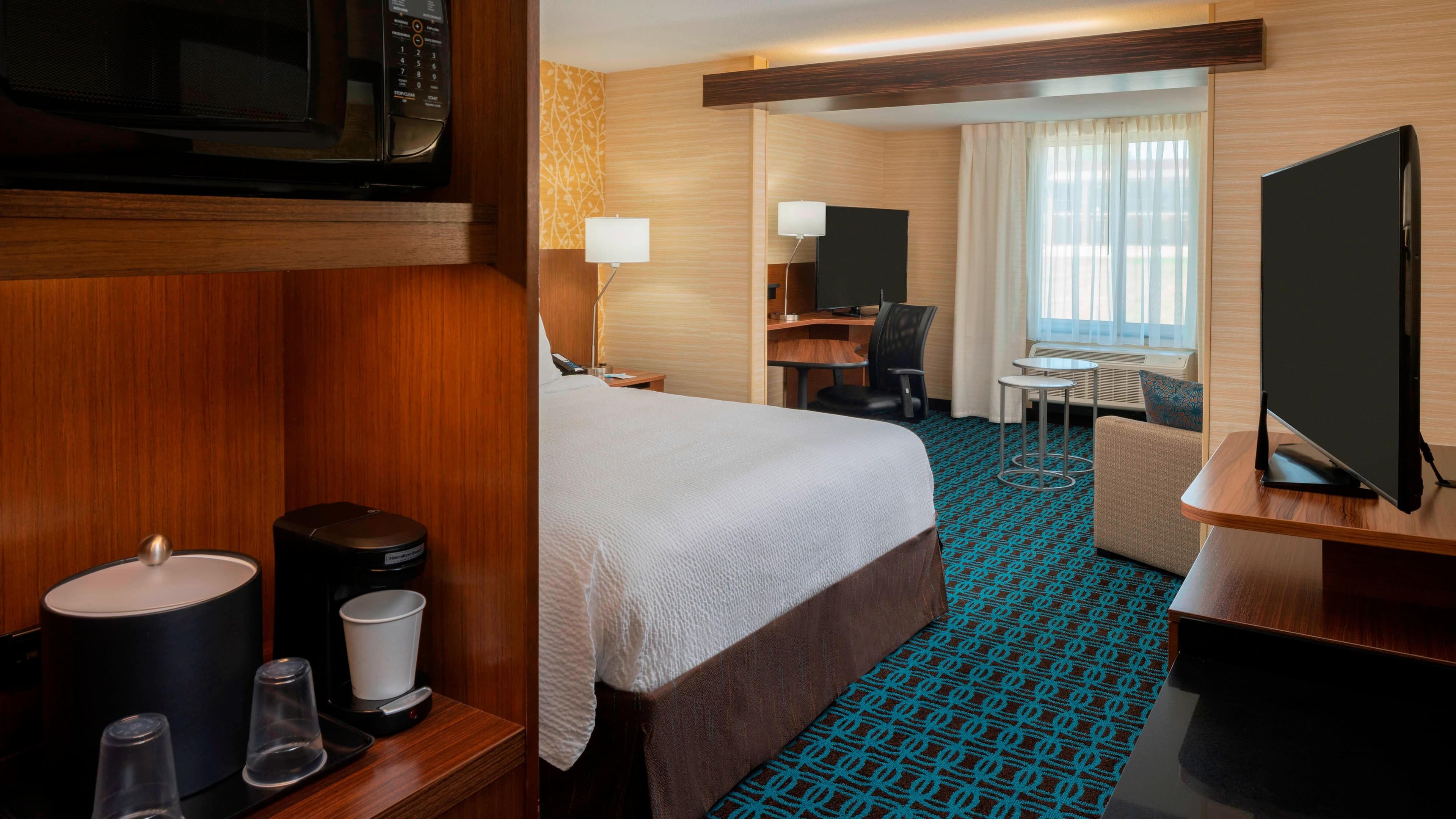 Fairfield Inn & Suites Batesville - Image 3