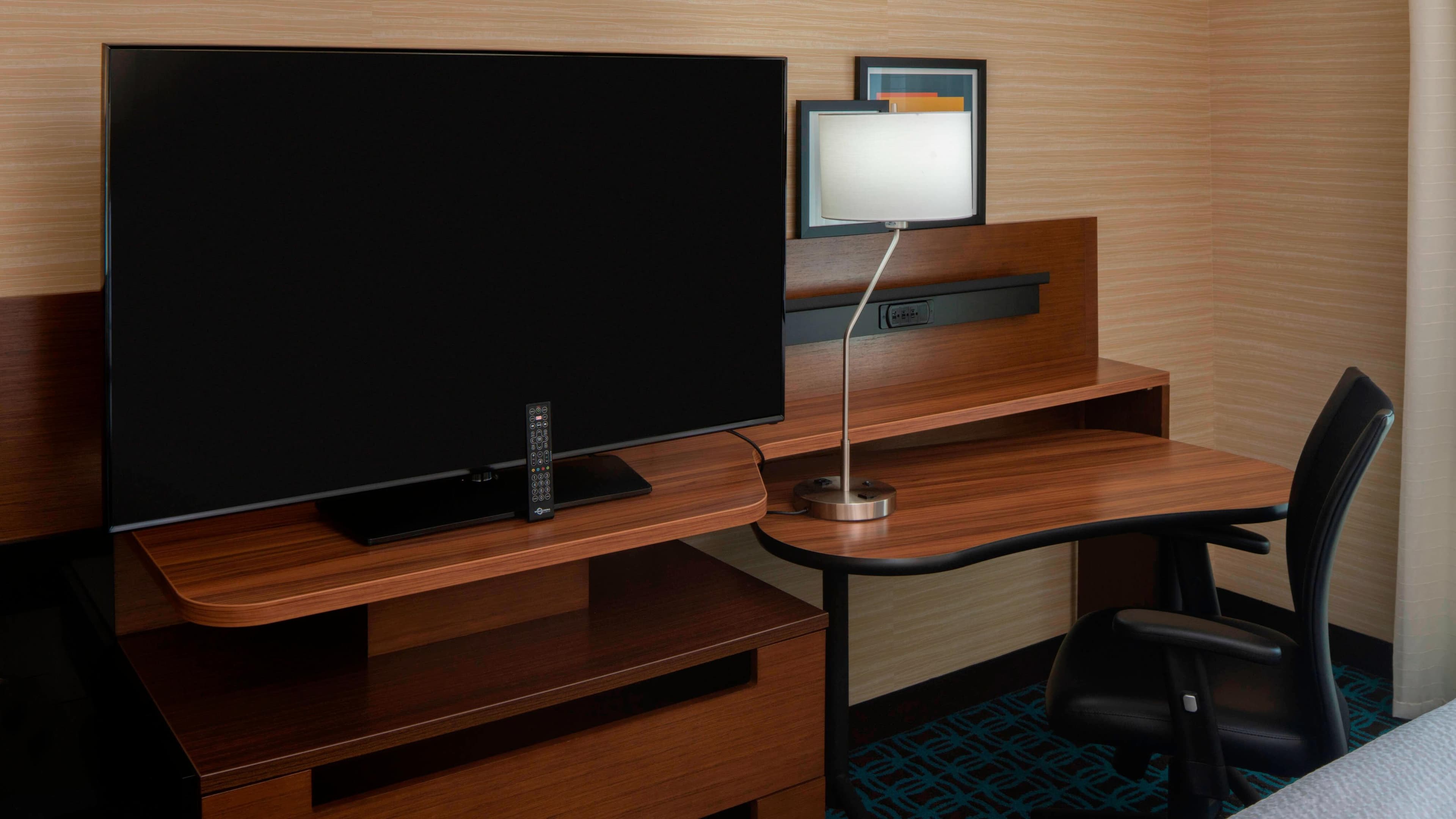 Fairfield Inn & Suites Batesville - Image 4