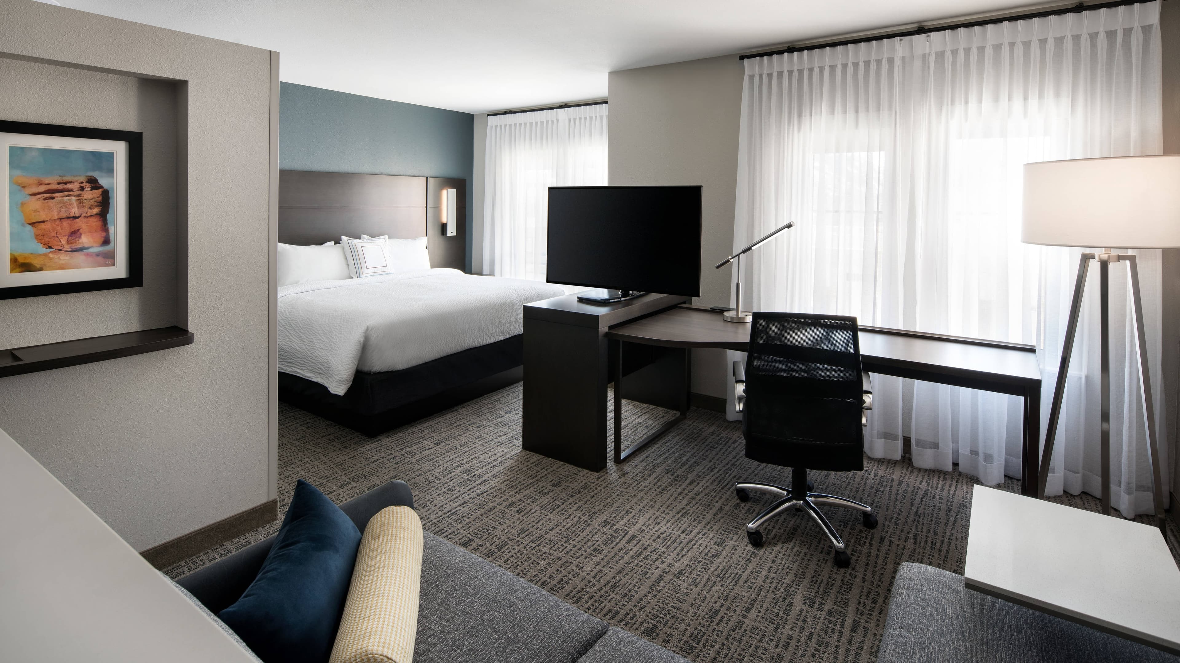 Standard King Guest Room - Image 1