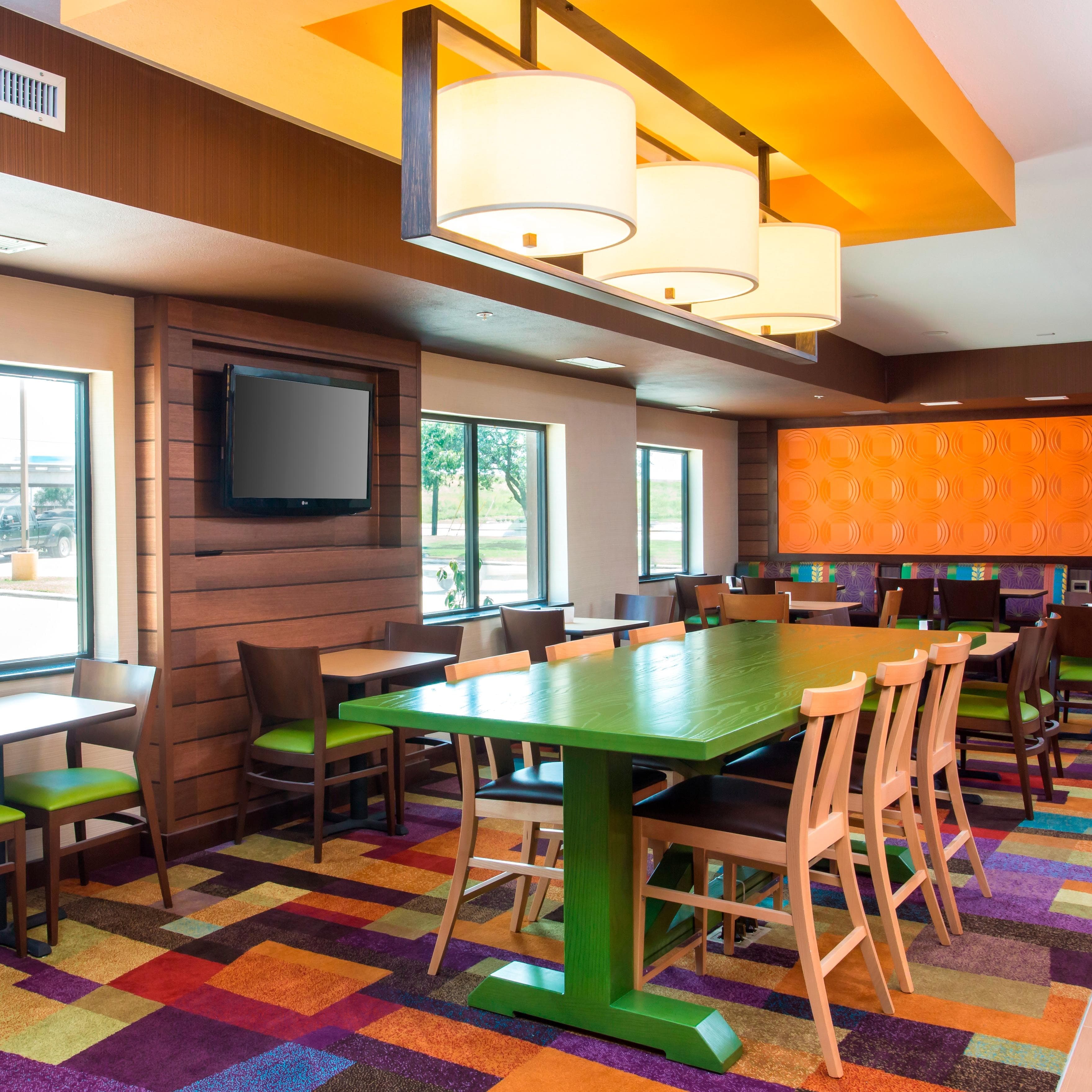 Fairfield Inn & Suites Victoria