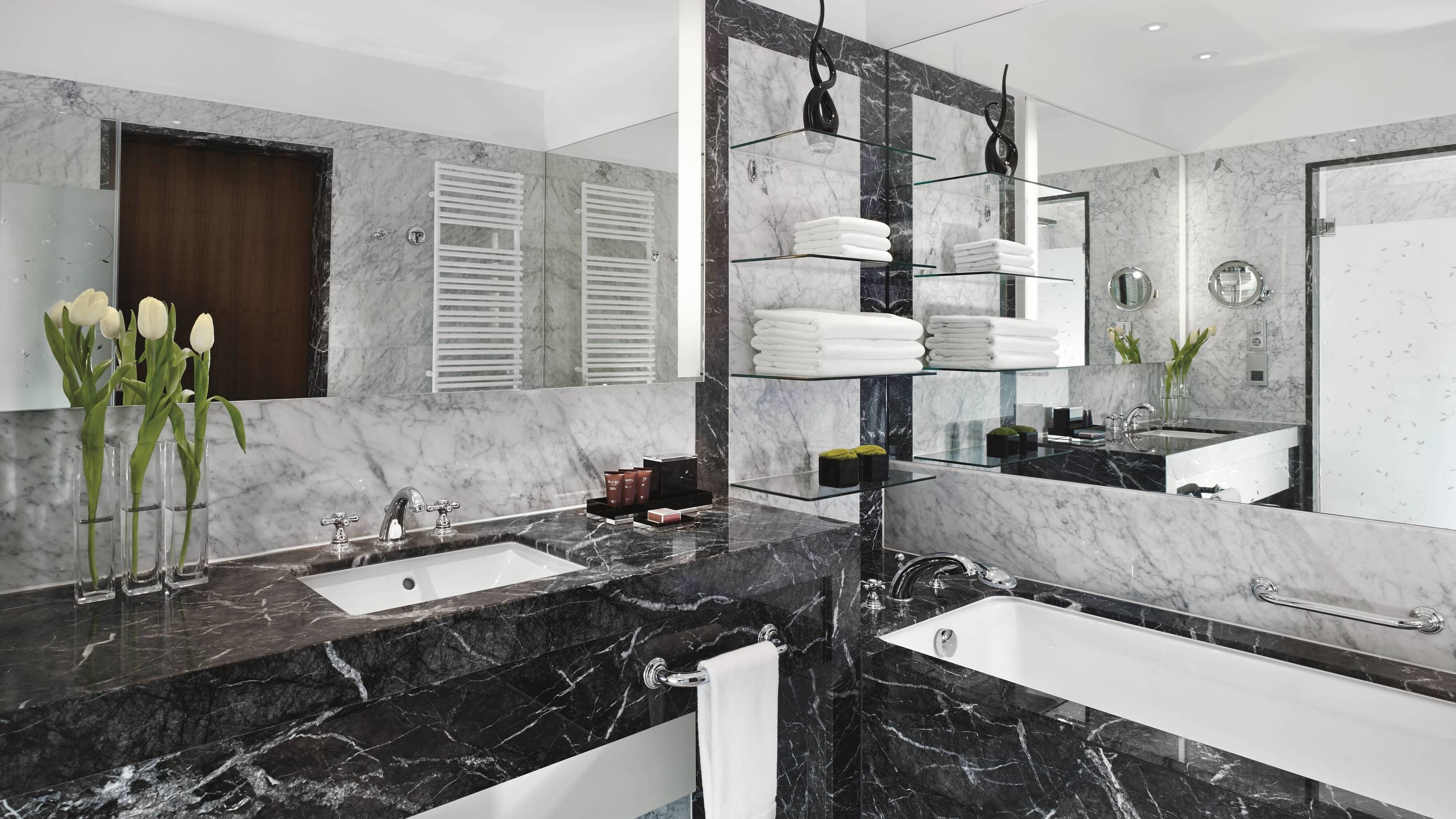 The Ritz-Carlton, Vienna - Image 5
