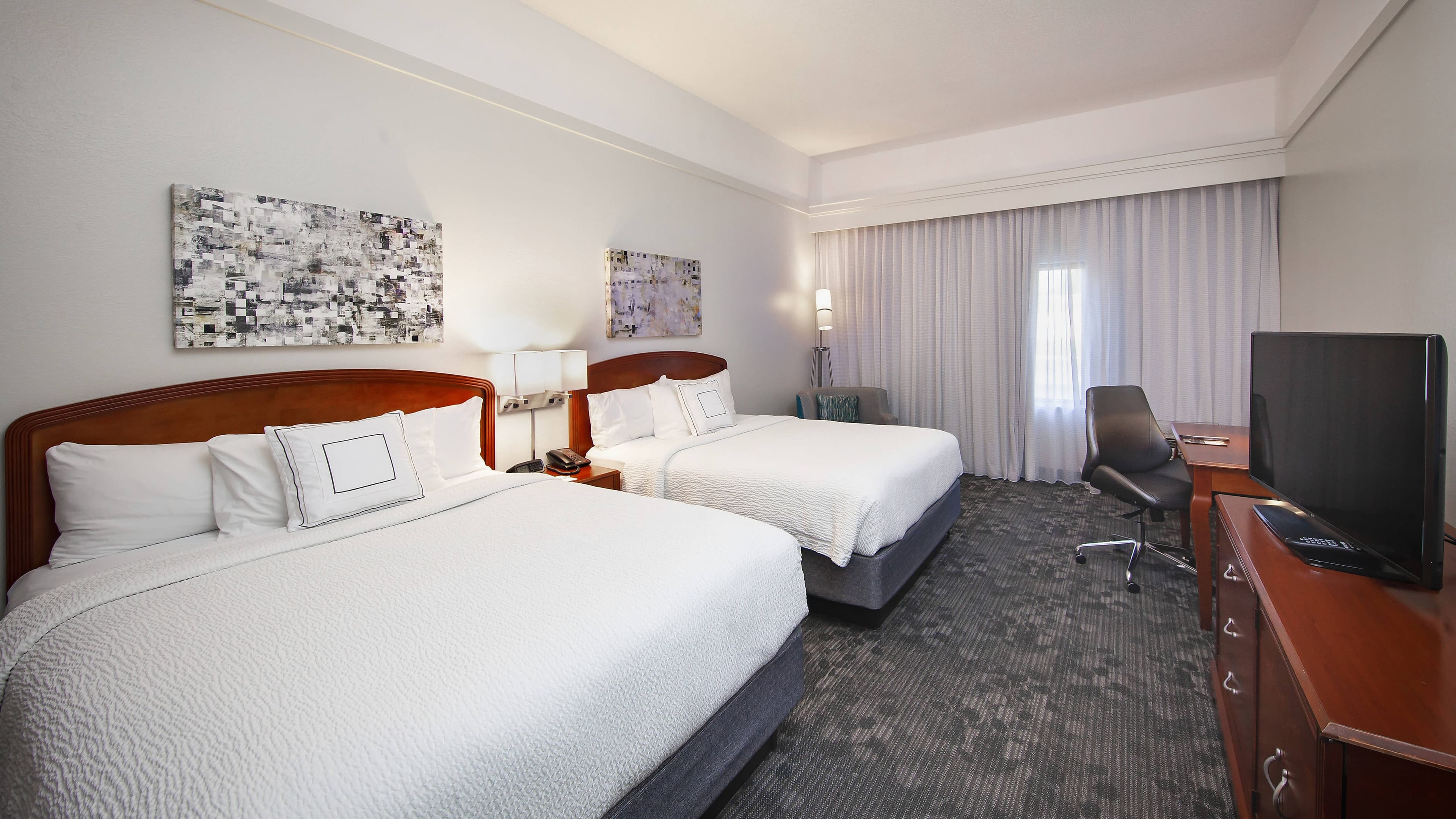 Courtyard Valdosta - Image 4