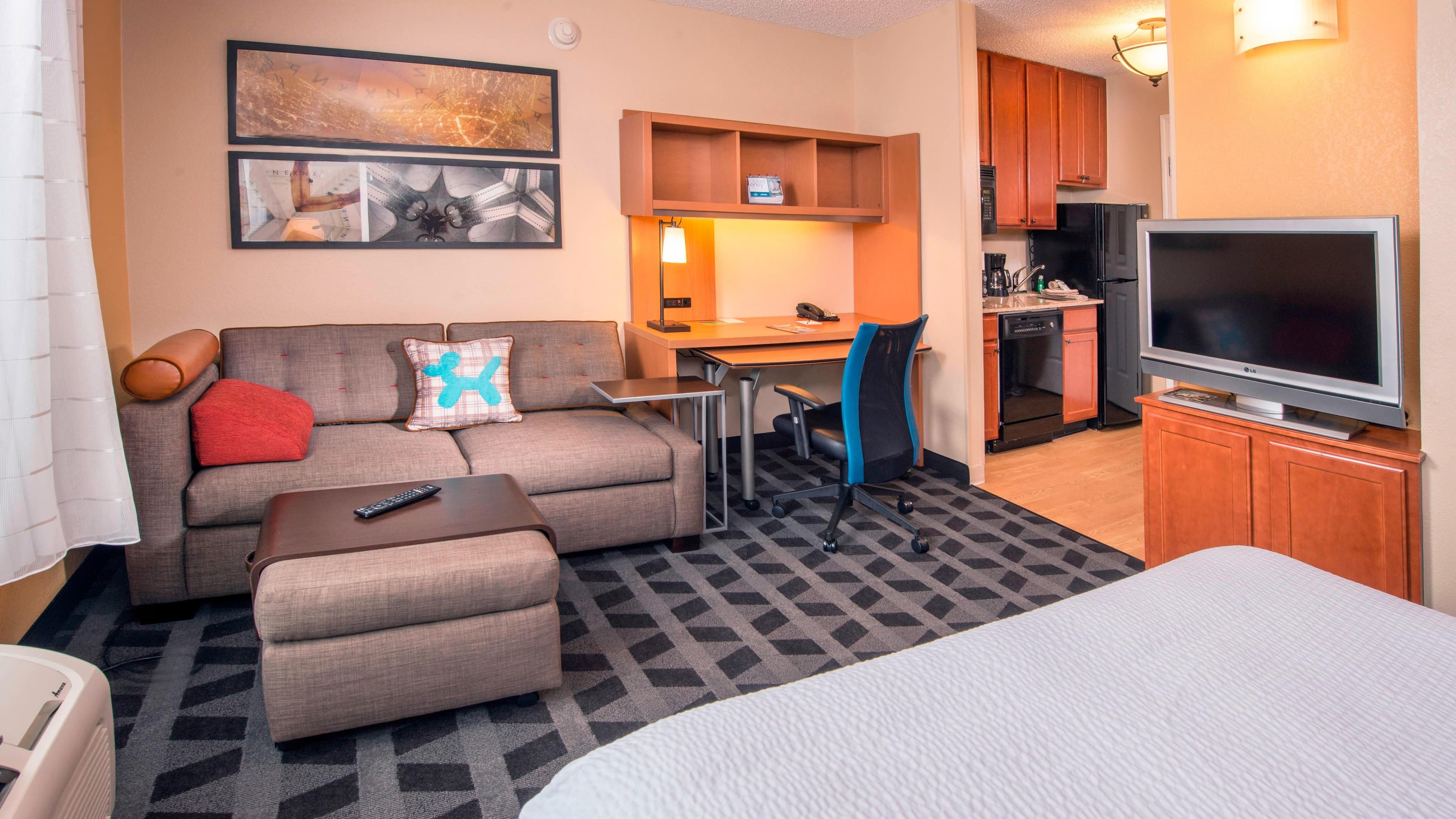 TownePlace Suites Clinton at Joint Base Andrews — 9