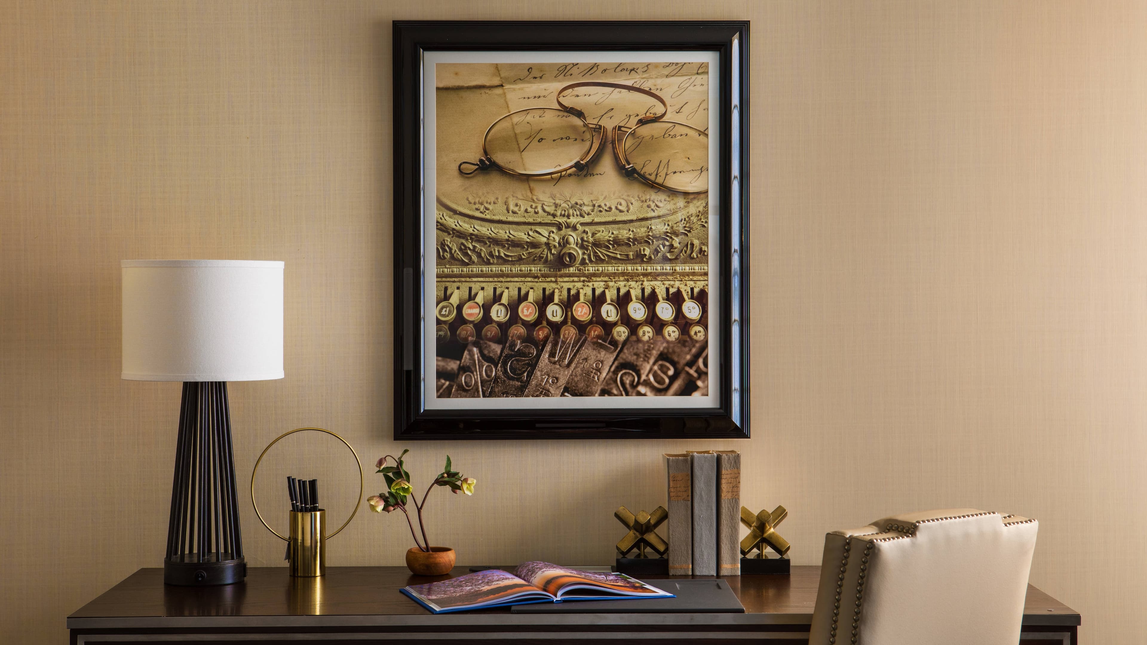 The Mayflower Hotel, Autograph Collection — 24