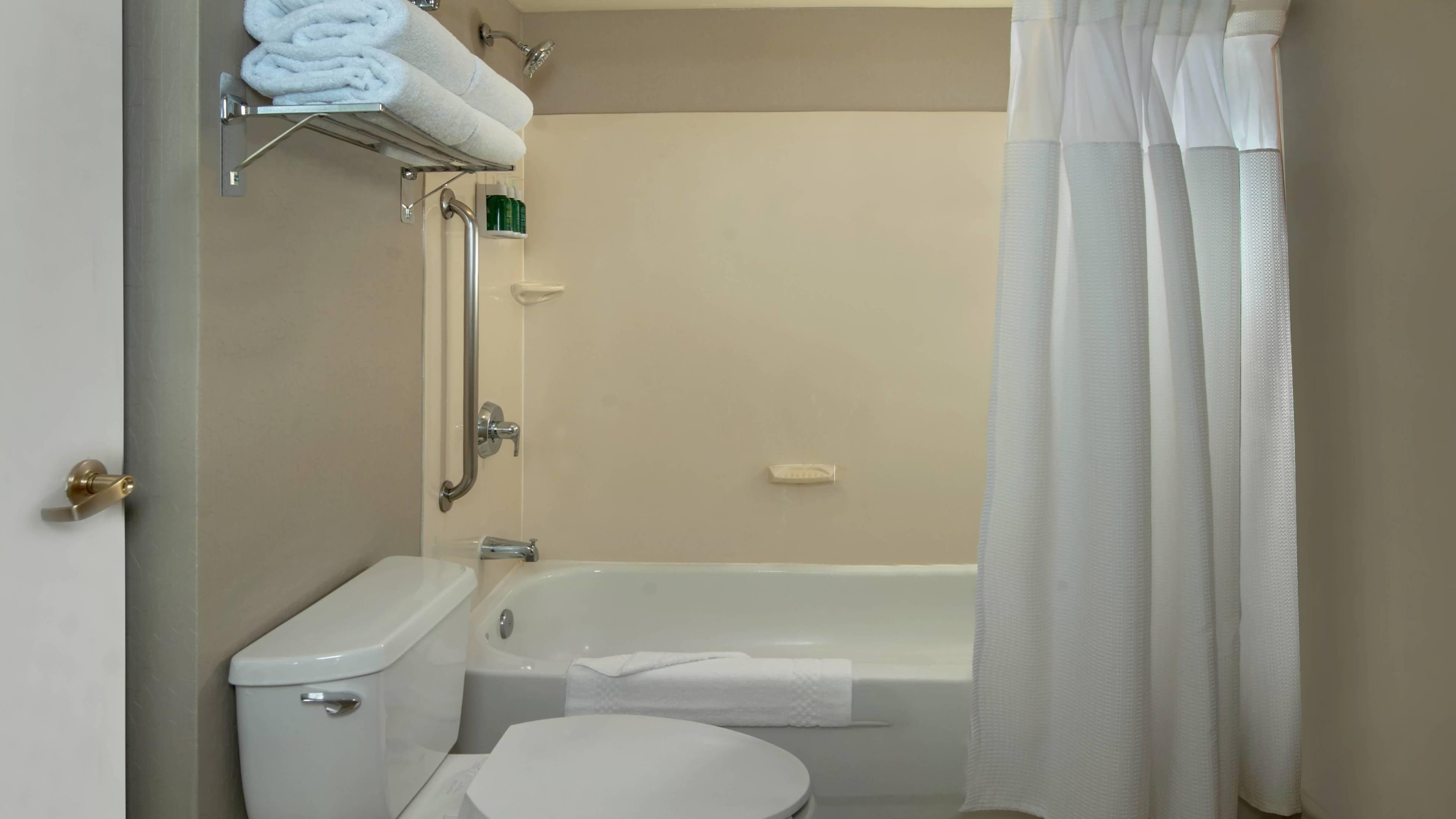 Suite - Image 5