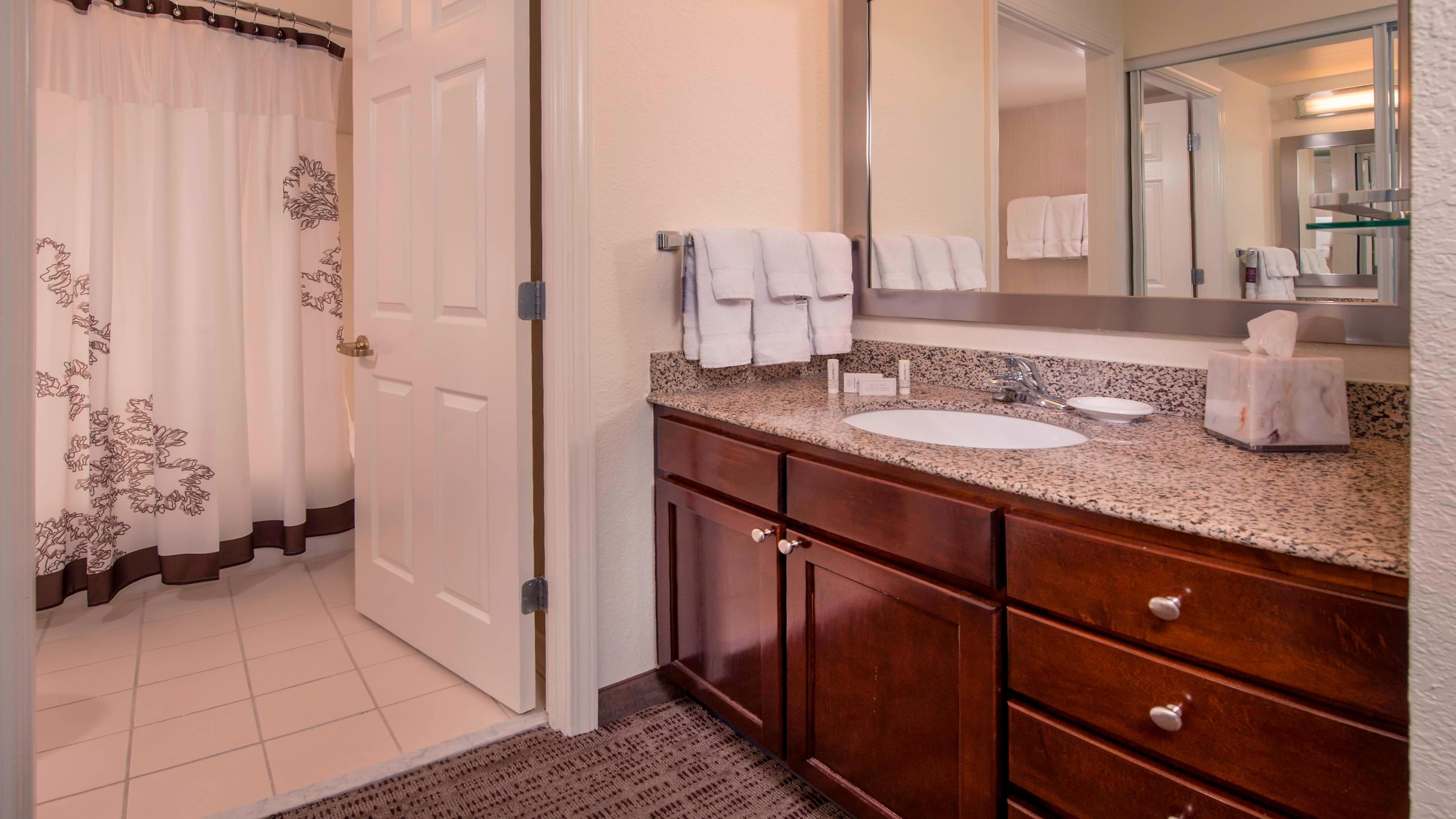 Residence Inn Alexandria Old Town/Duke Street - Image 5