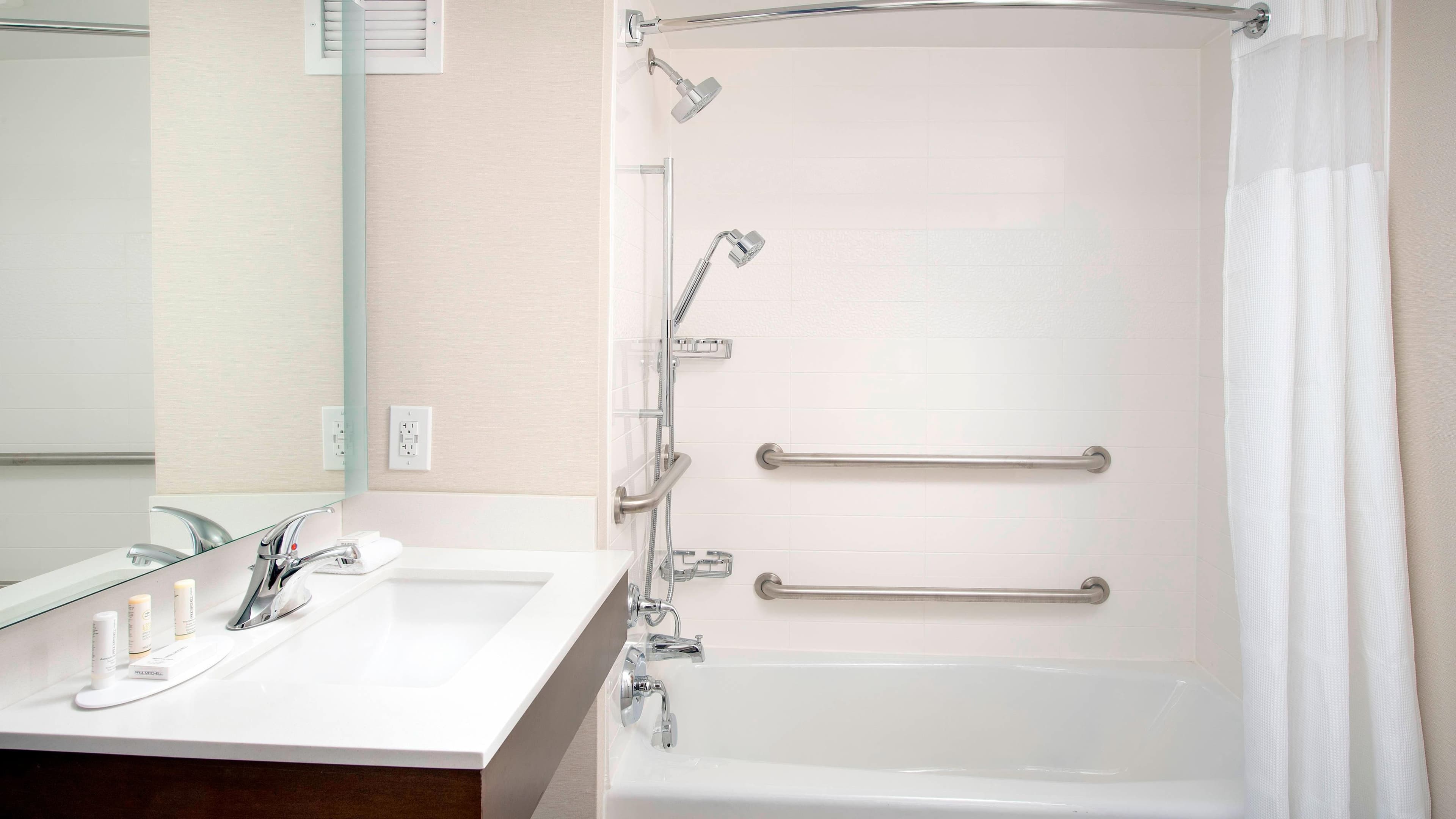 Fairfield Inn & Suites Alexandria West/Mark Center — 10