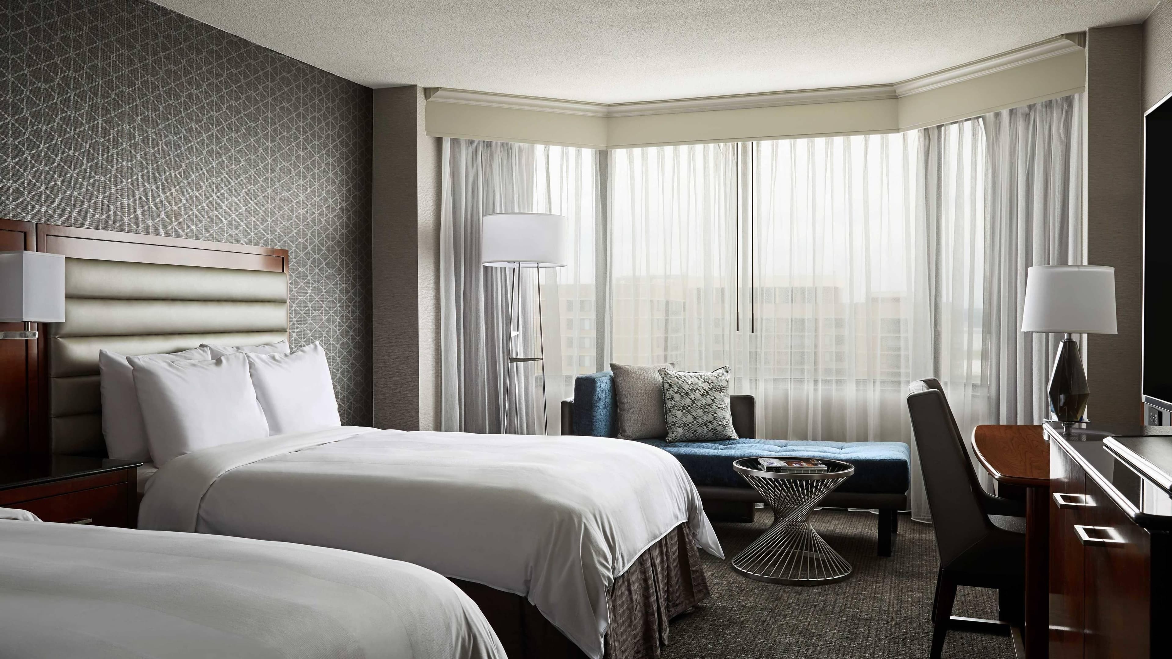 Crystal Gateway Marriott - Image 5