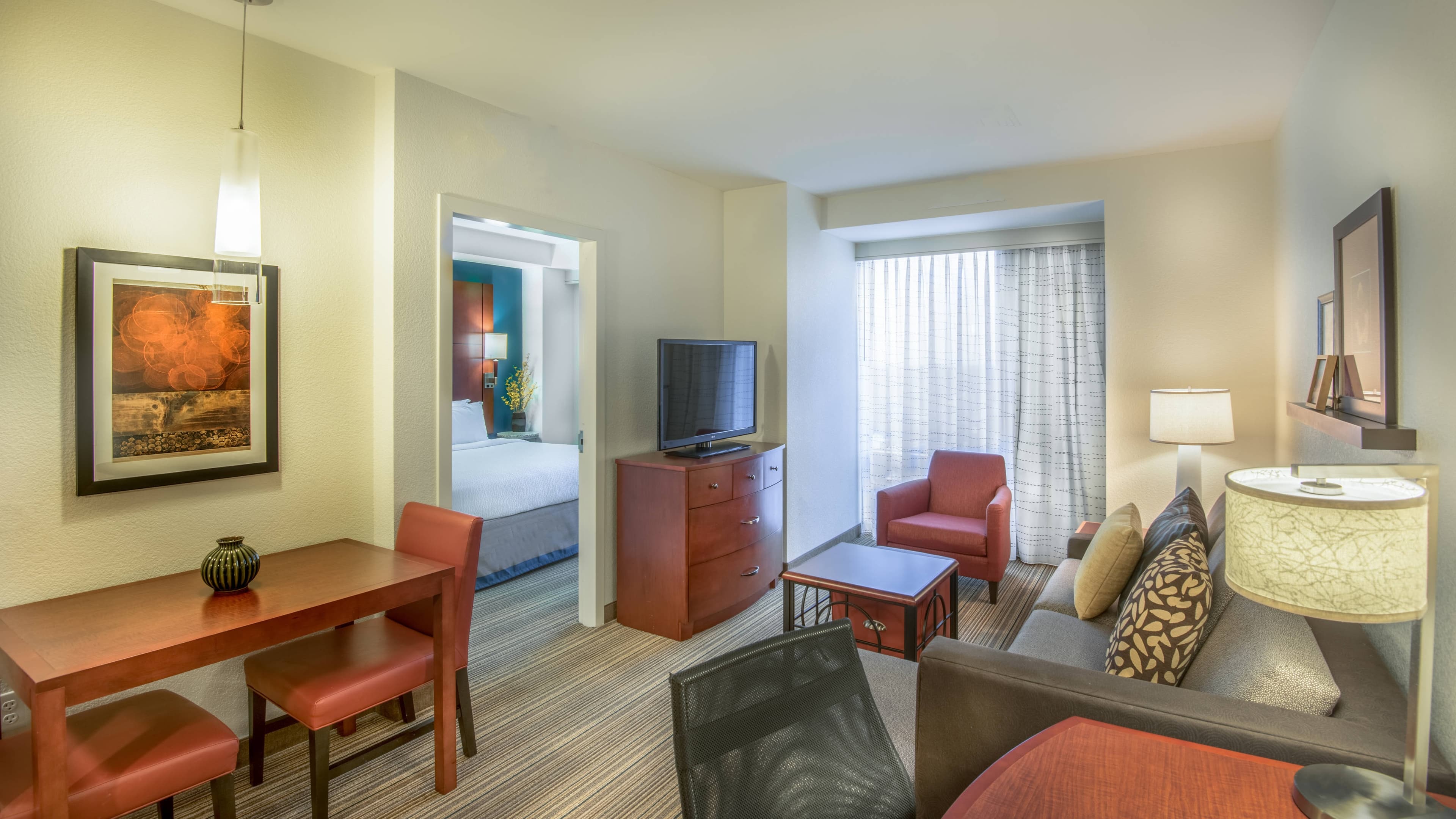 Residence Inn Arlington Ballston - Image 2
