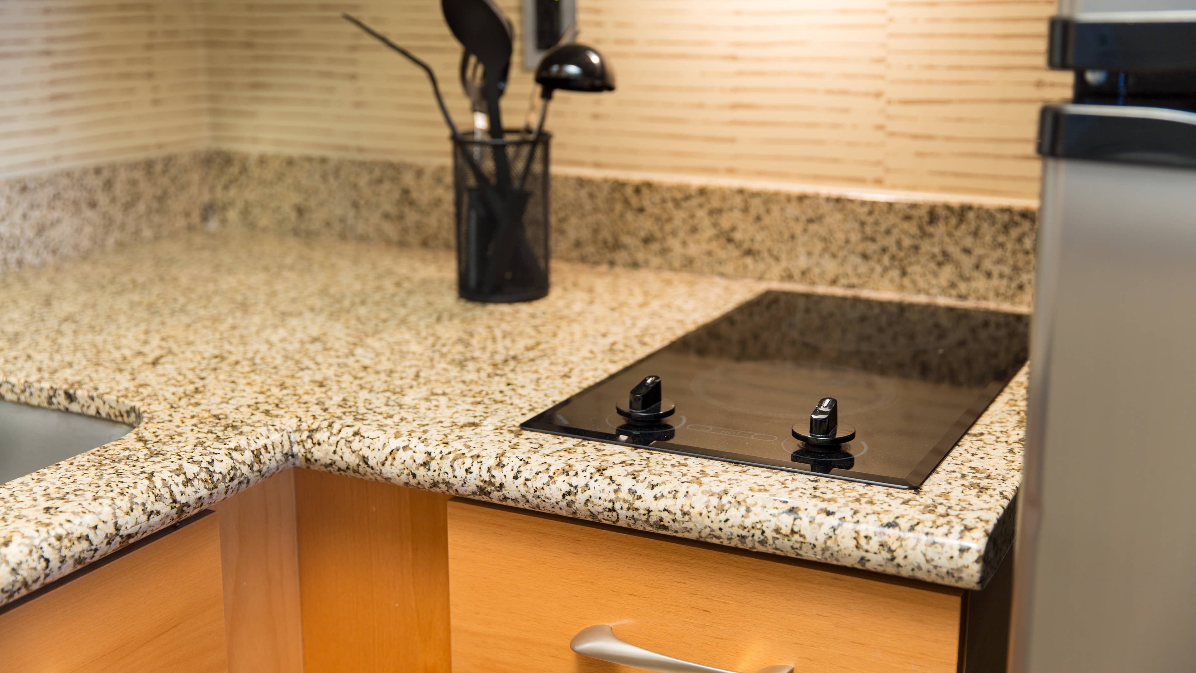 Studio Suite - Image 5