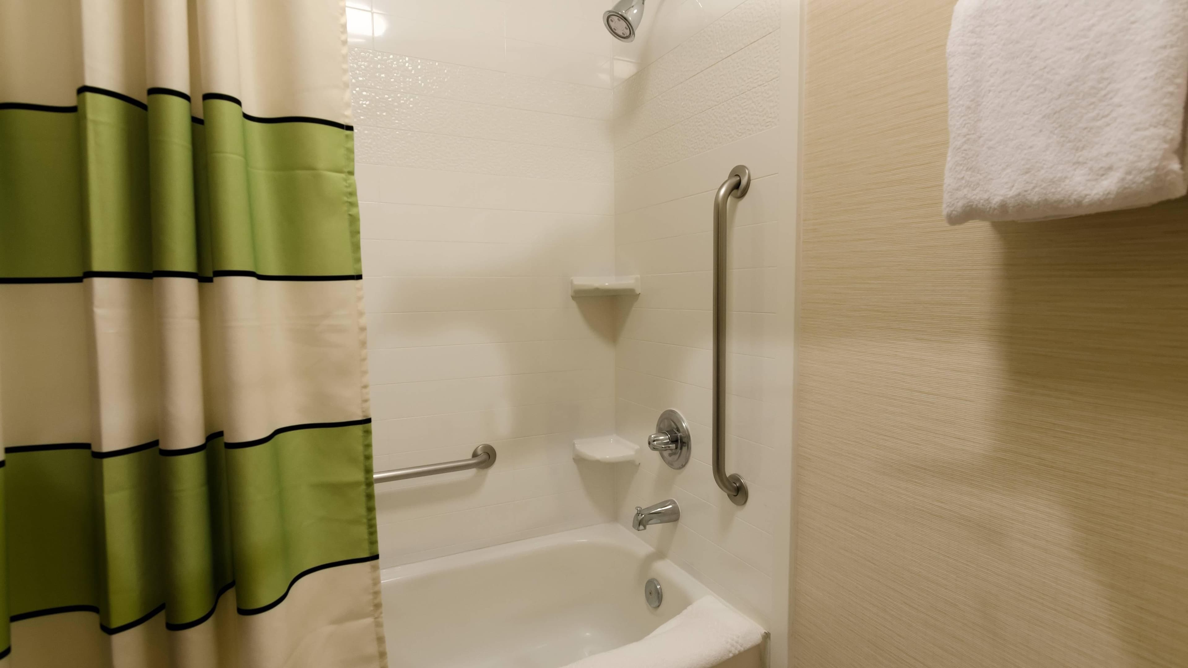 Fairfield Inn & Suites Potomac Mills Woodbridge — 8