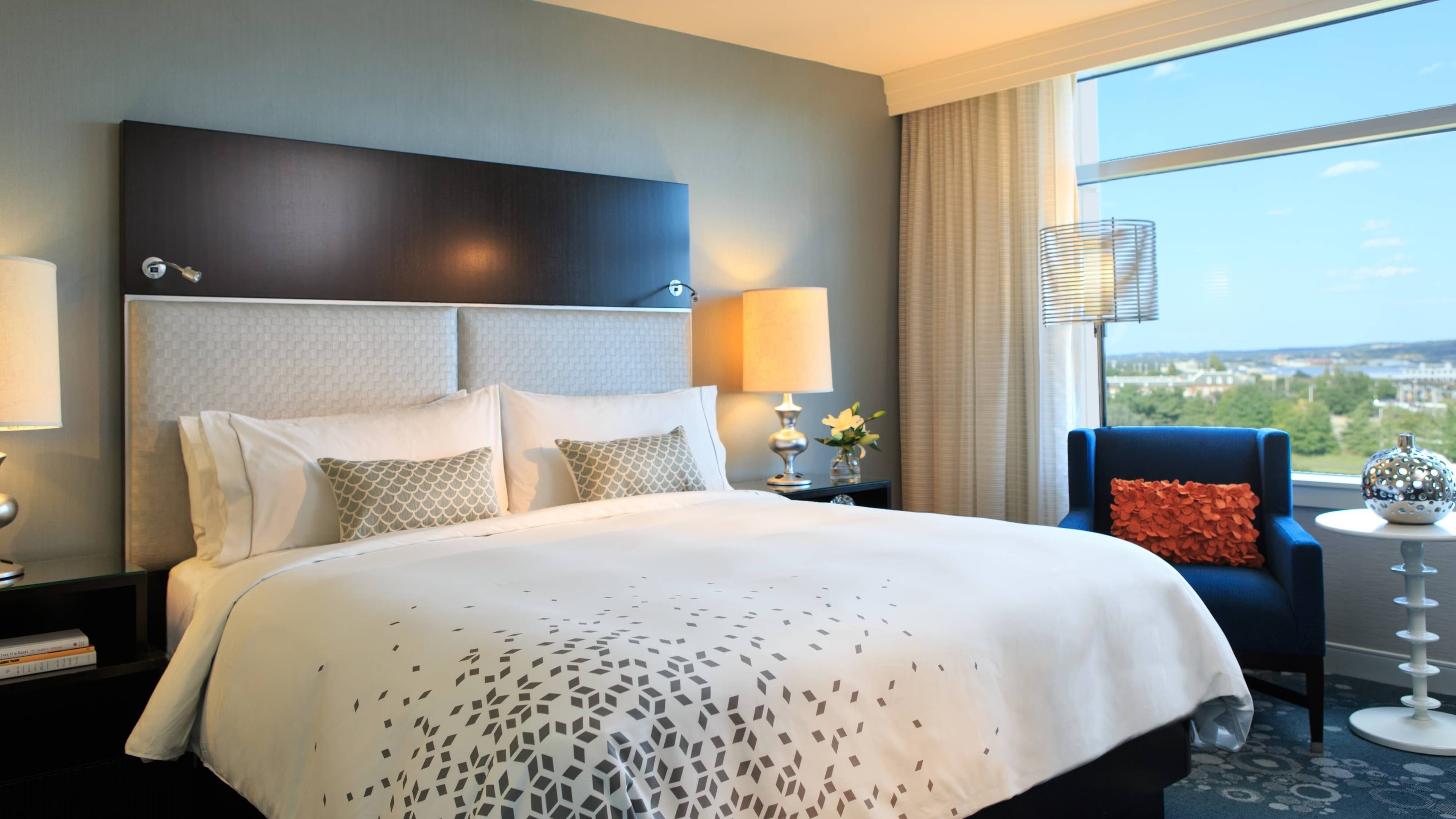 Renaissance Arlington Capital View Hotel — 21