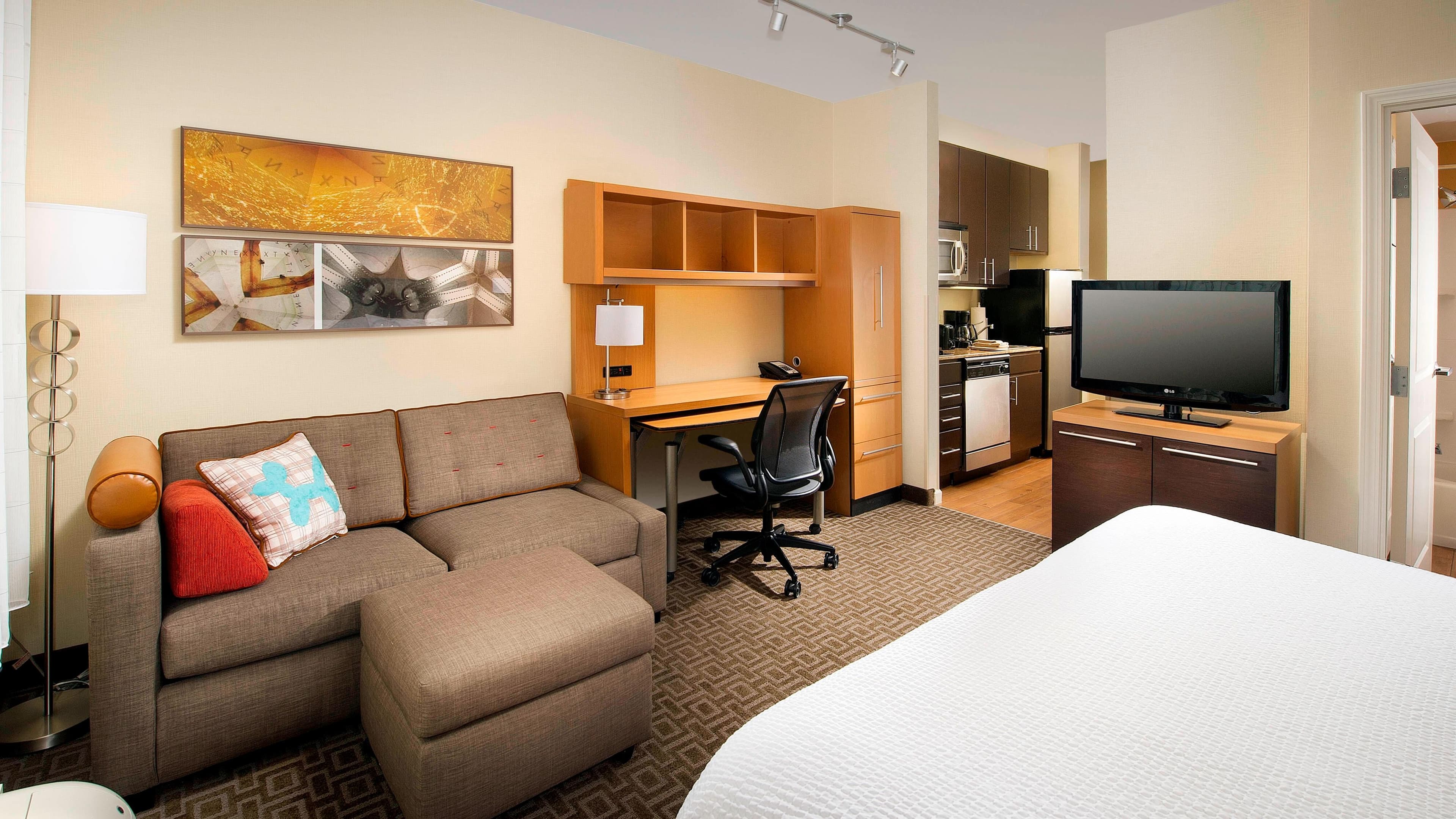TownePlace Suites Lexington Park Patuxent River Naval Air Station — 6