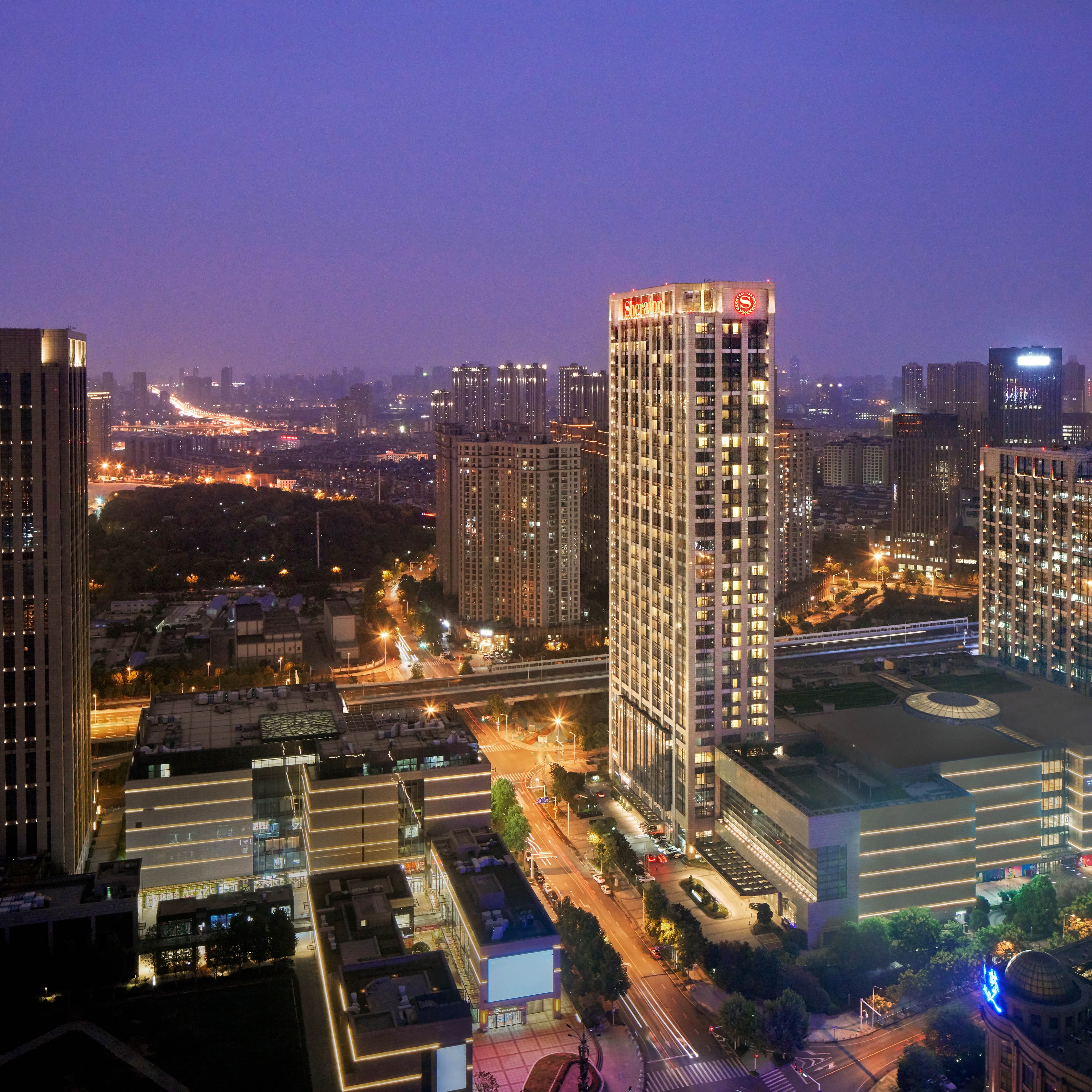 Sheraton Grand Wuhan Hankou Hotel