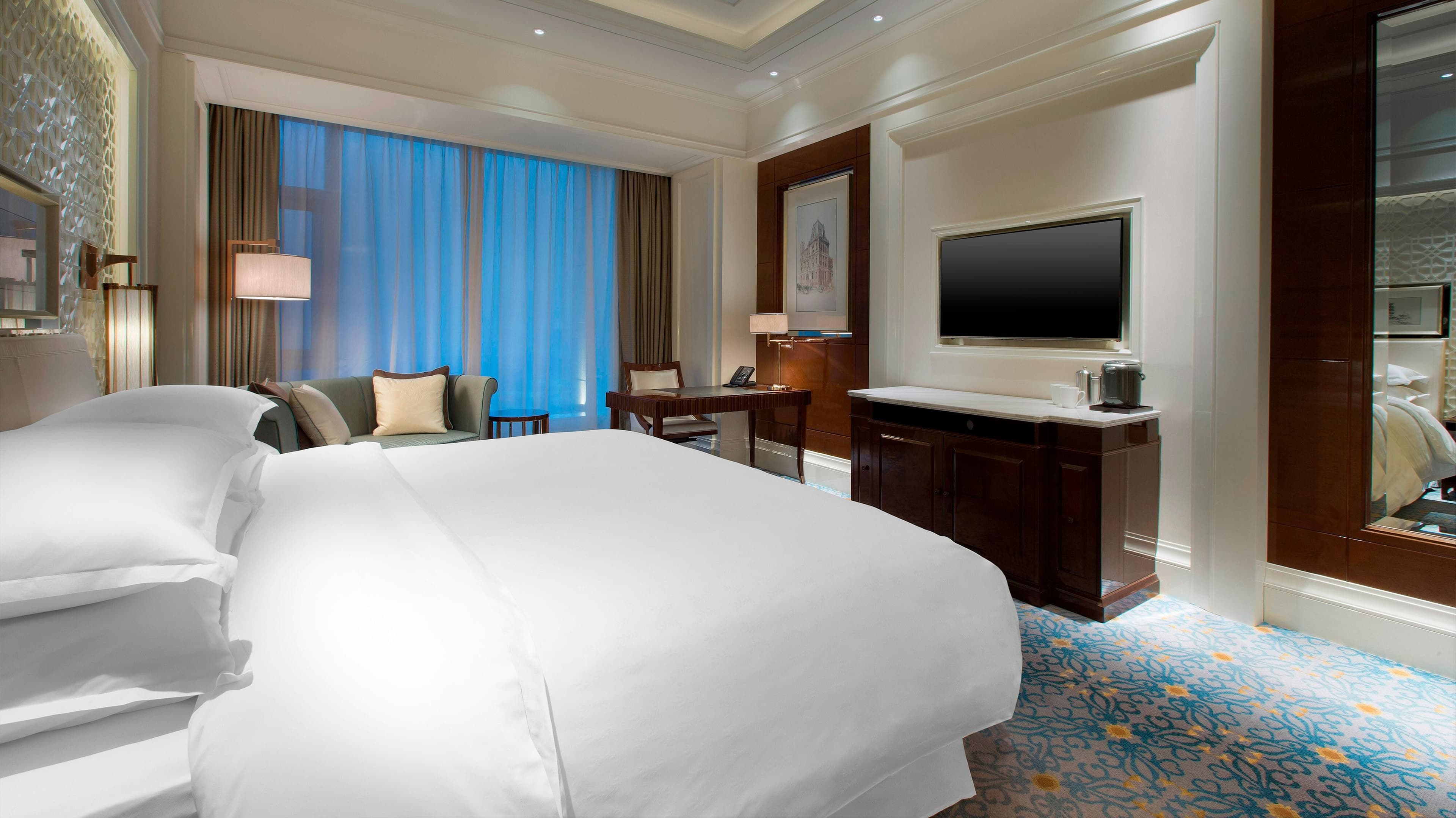 Sheraton Grand Wuhan Hankou Hotel — 8