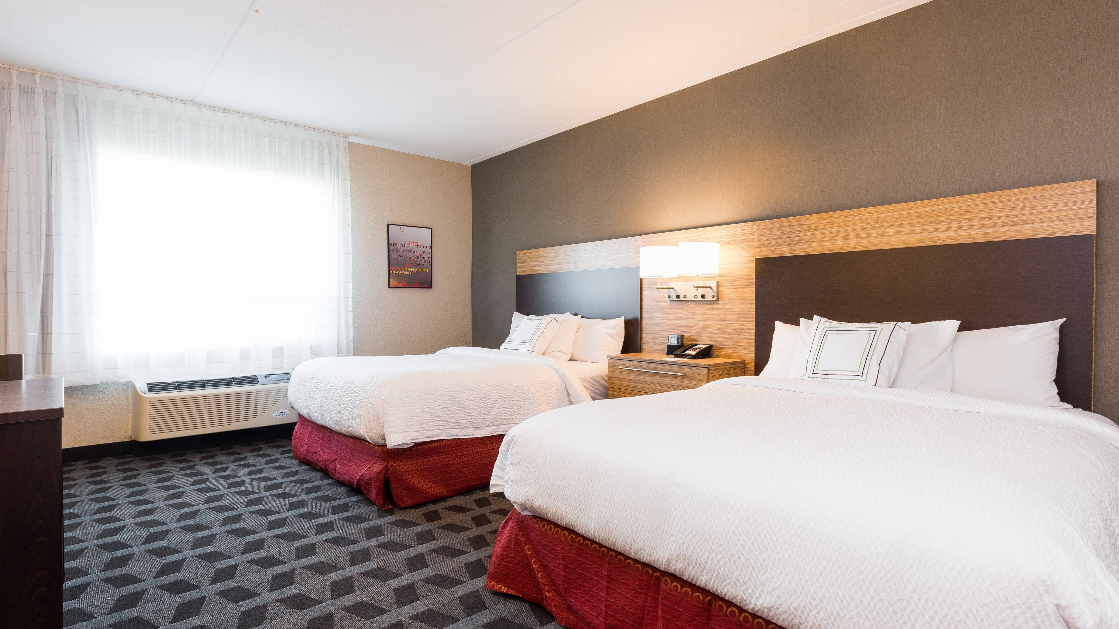 TownePlace Suites Edmonton South - Image 4